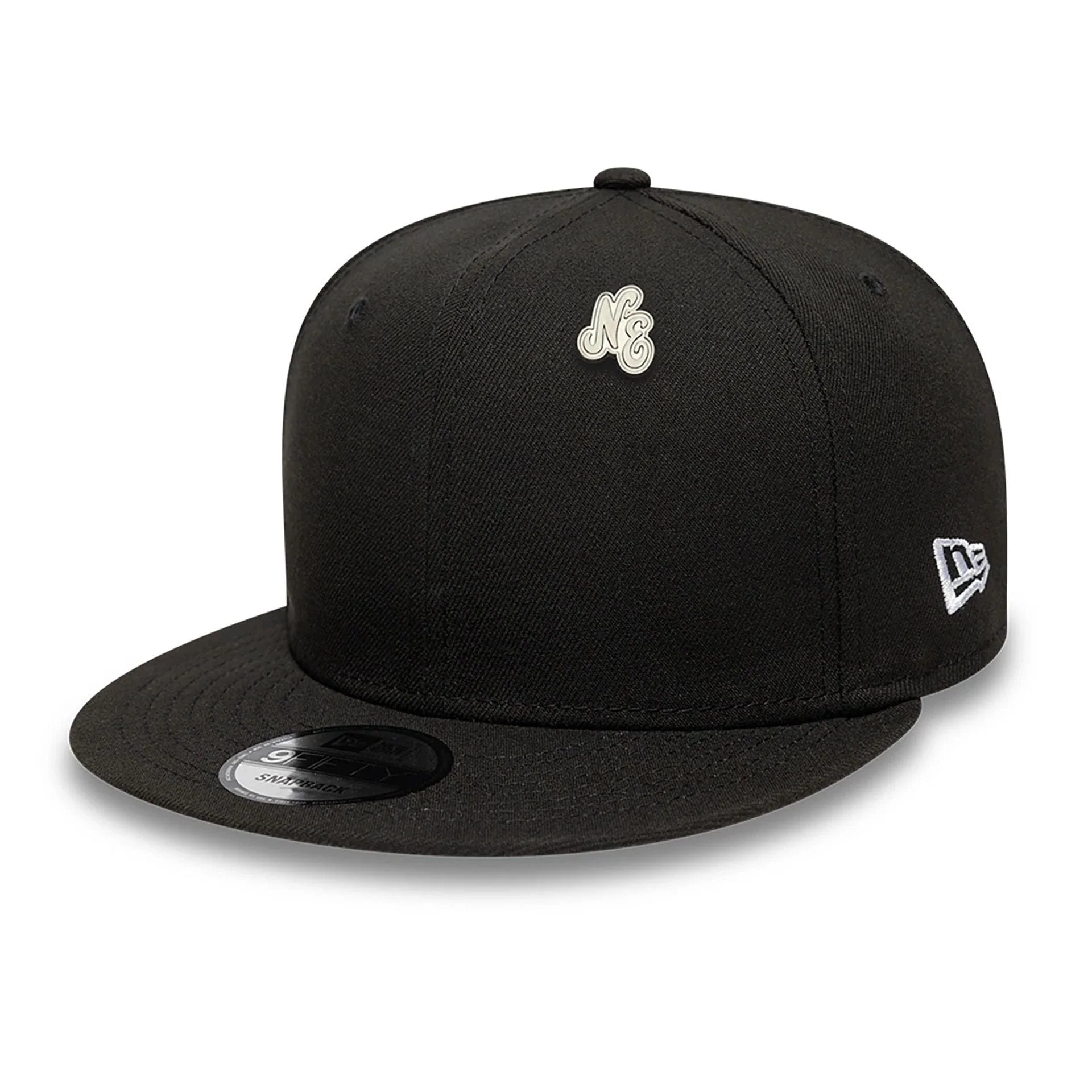 New Era Script Heritage Connect Silver Pin Badge - Image 2