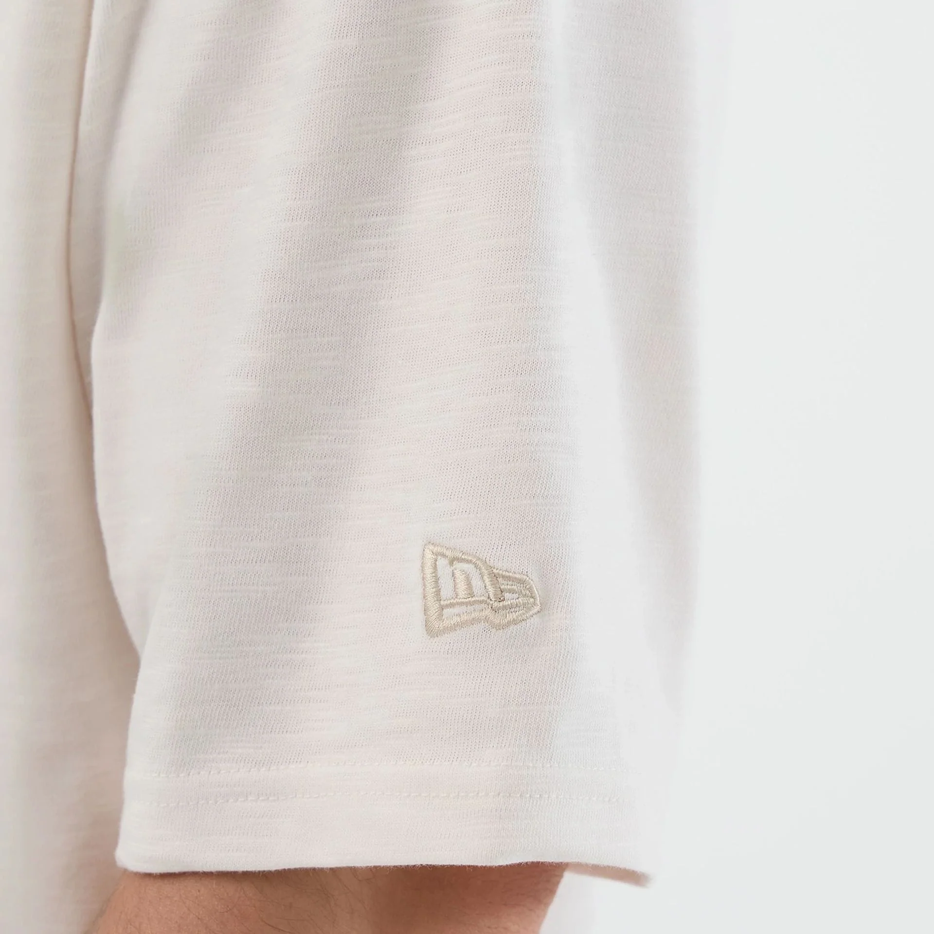 New Era Slub Open White Oversized T-Shirt - Image 6
