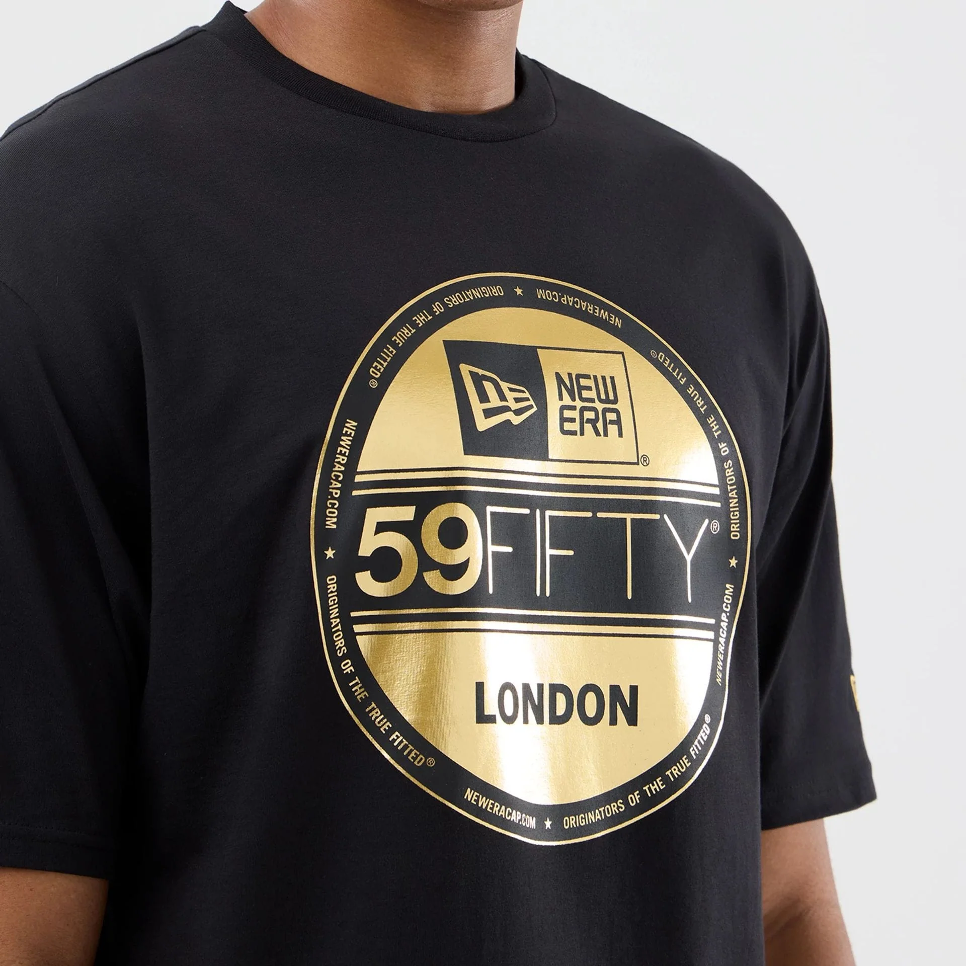 New Era Sticker London Black Oversized T-Shirt - Image 5