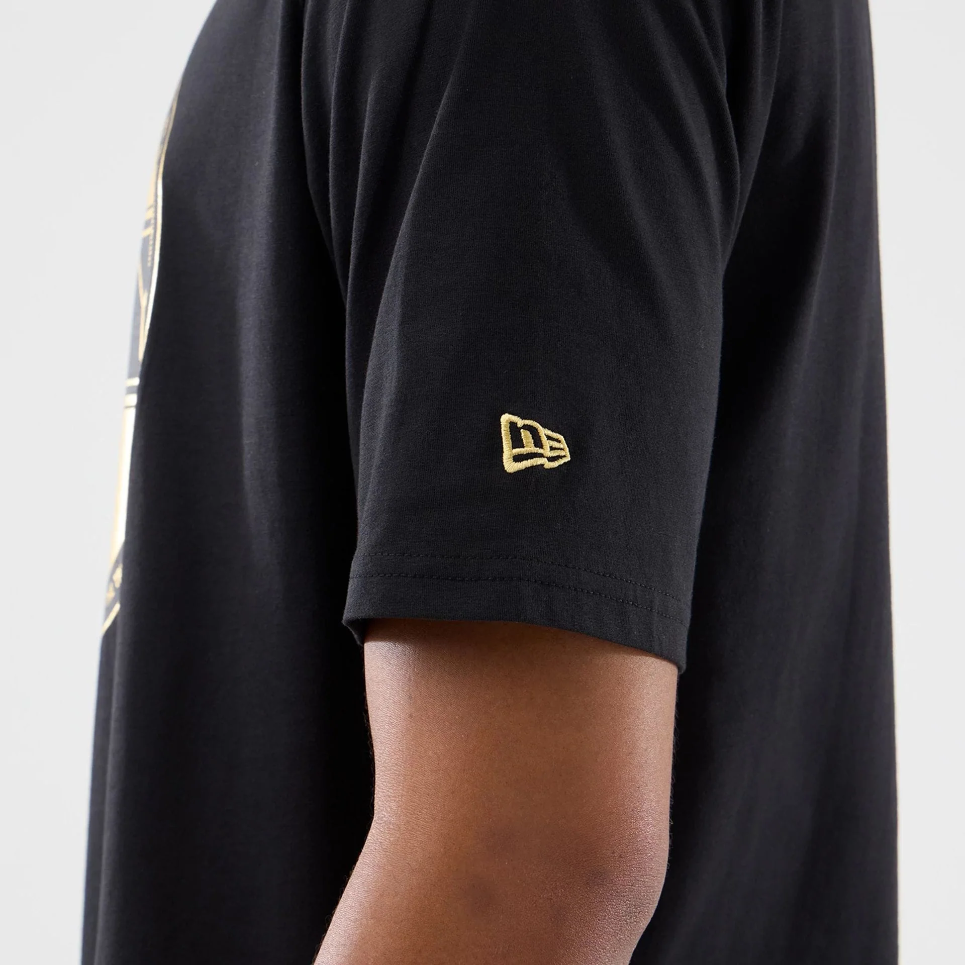New Era Sticker Madrid Black Oversized T-Shirt - Image 4