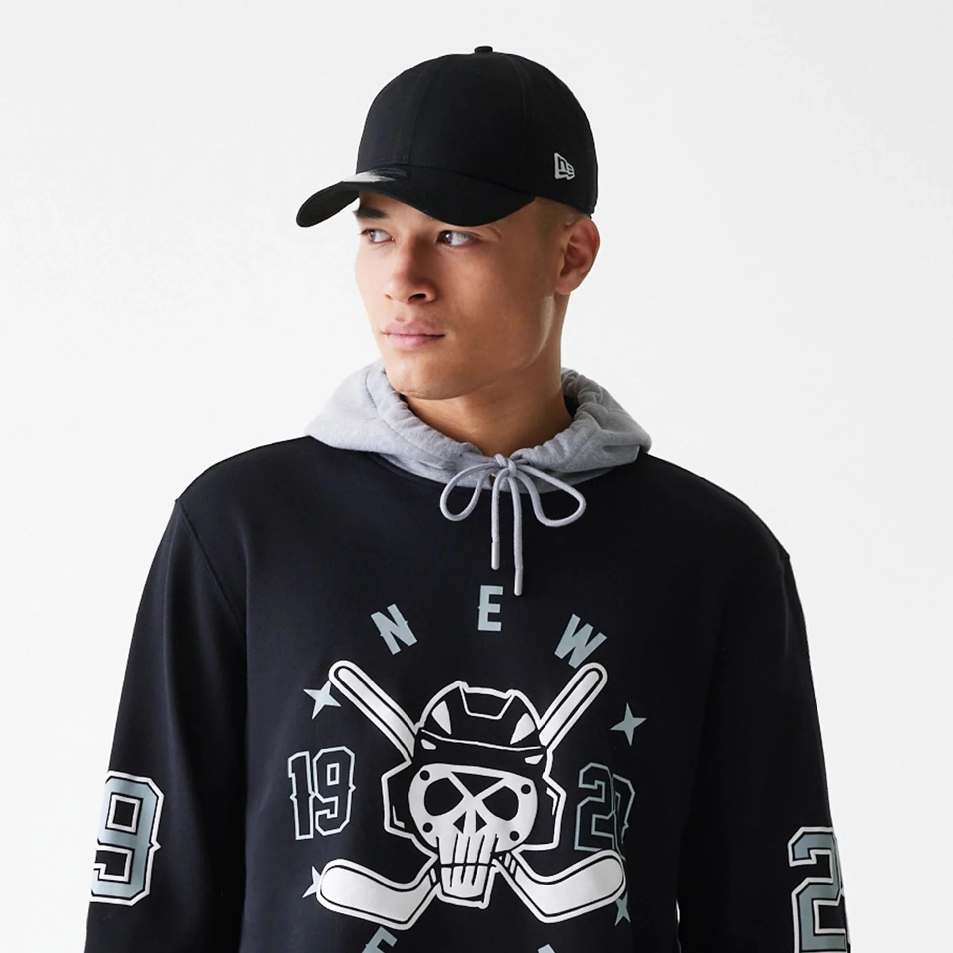 New Era Street Dangle Grey Pullover Hoodie - Image 6