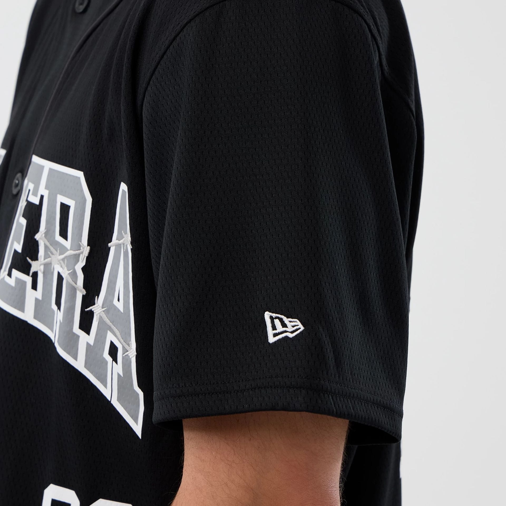 New Era Street Graphic Black Jersey - Image 4