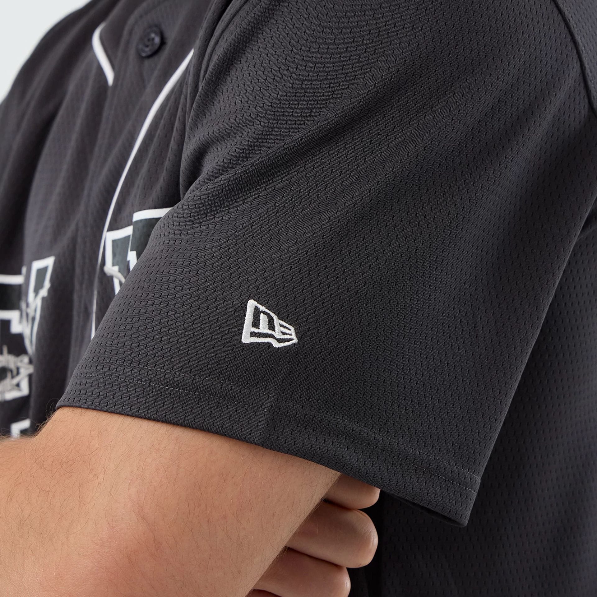 New Era Street Graphic Dark Grey Jersey - Image 4
