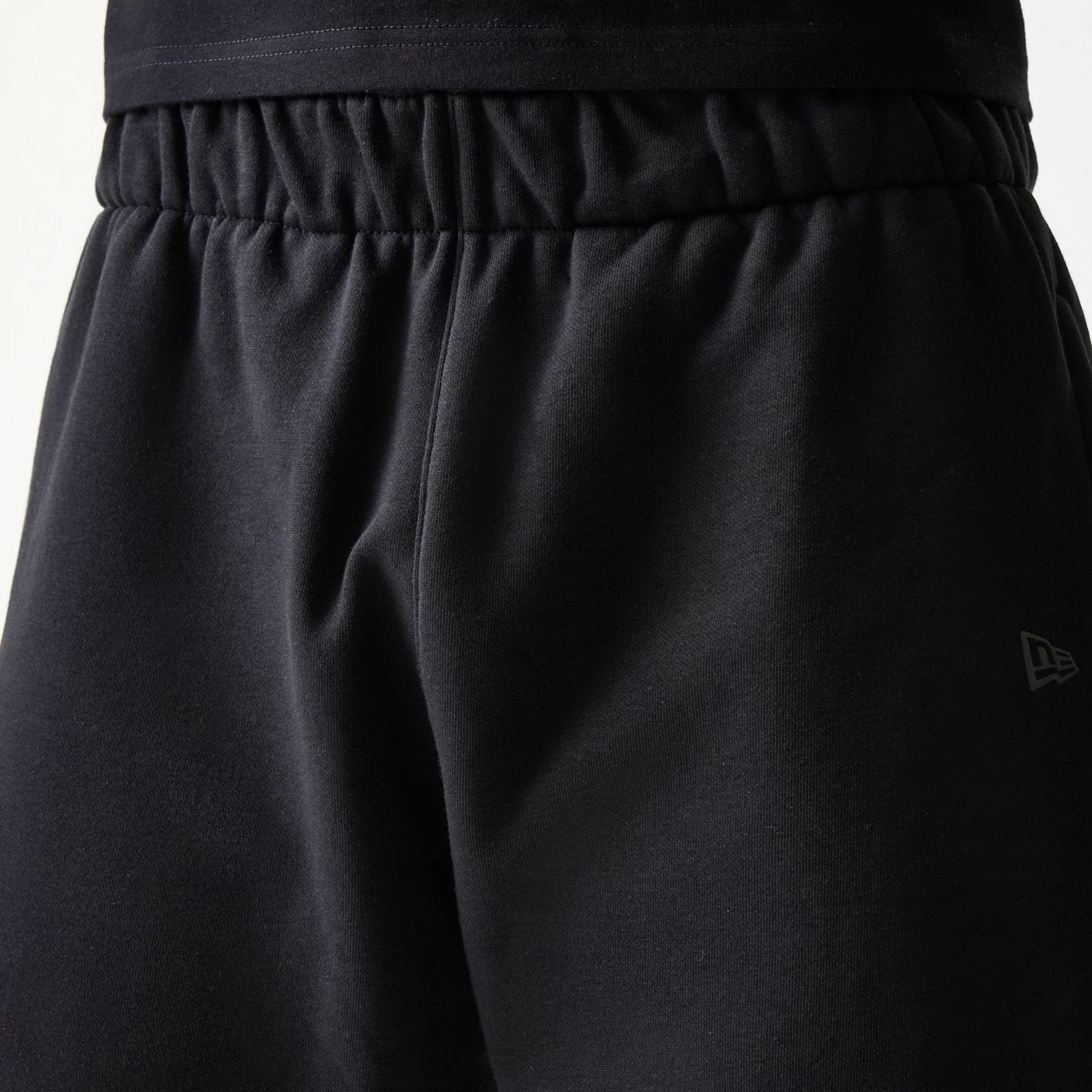 New Era Tech Black Shorts - Image 5