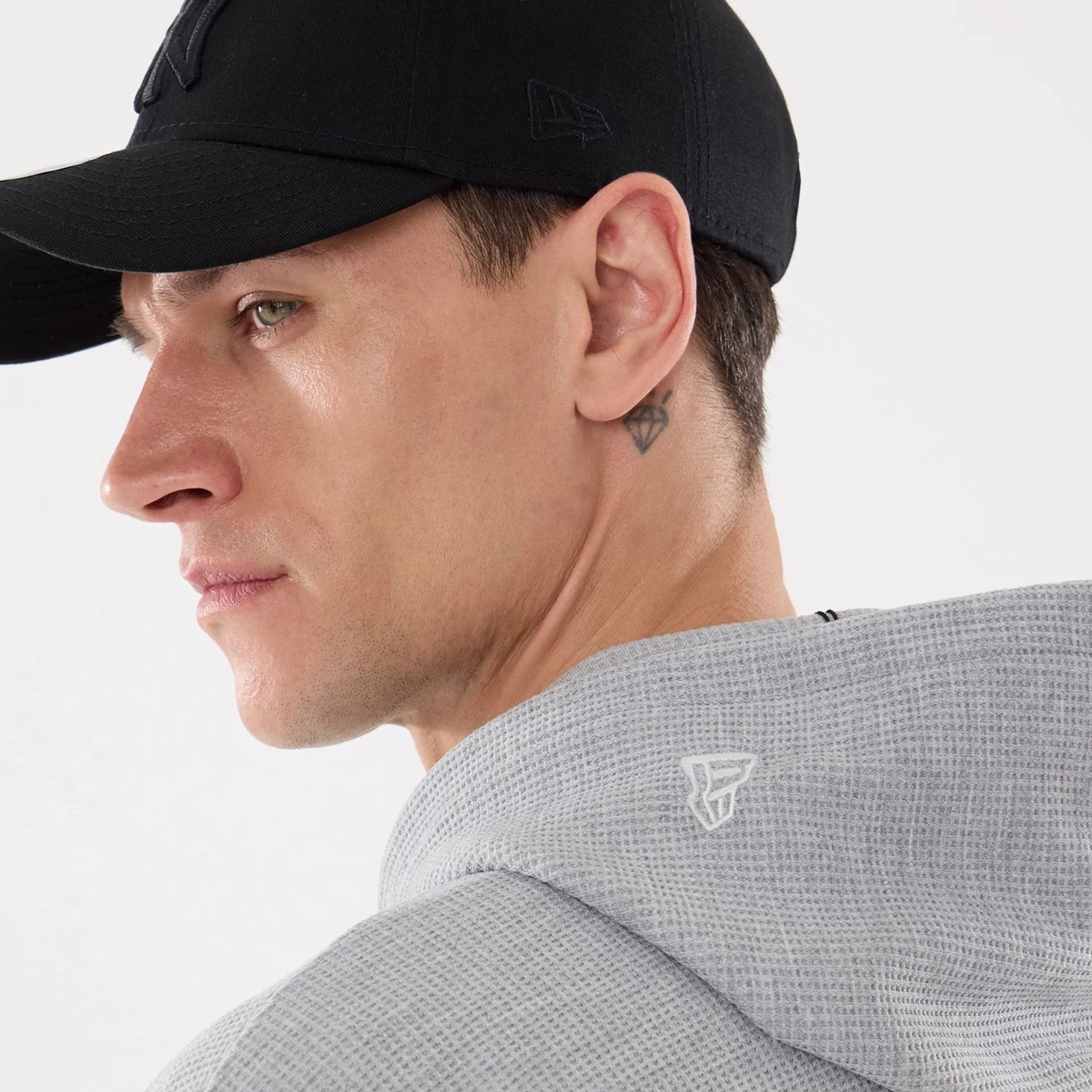 New Era Waffle Grey Full Zip Hoodie - Image 7