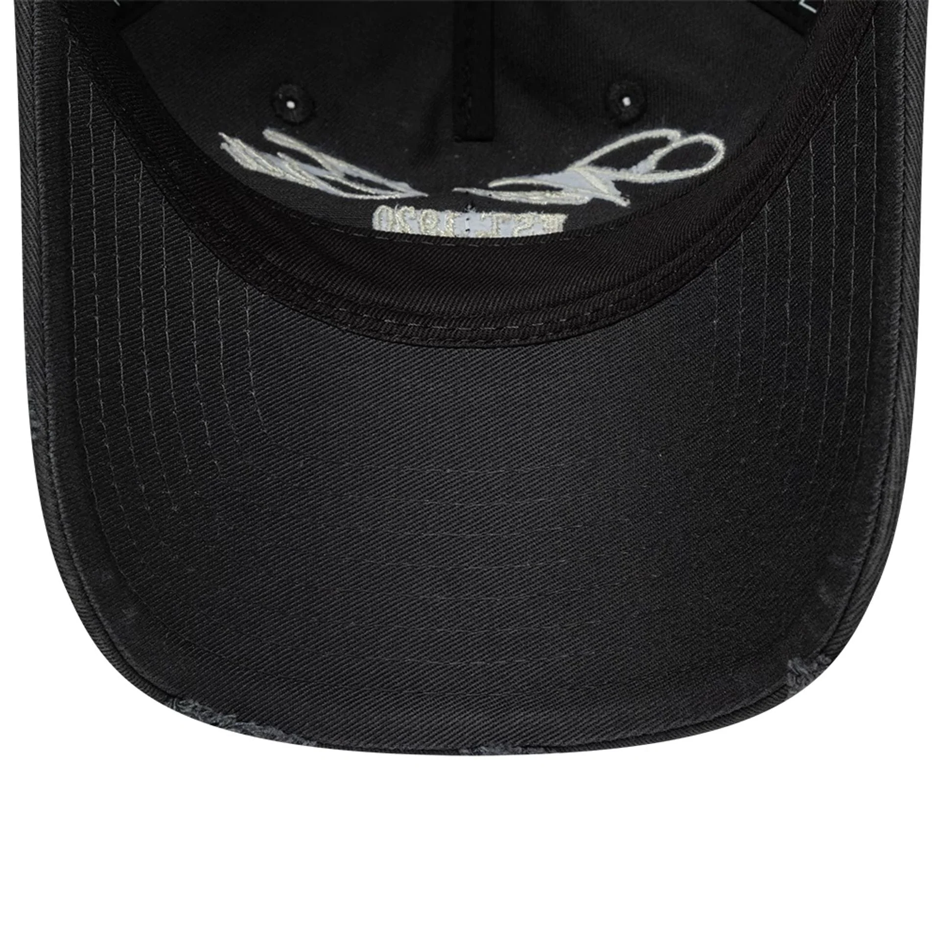 New Era Wash Distress Charcoal 9TWENTY A-Frame Adjustable Cap - Image 5