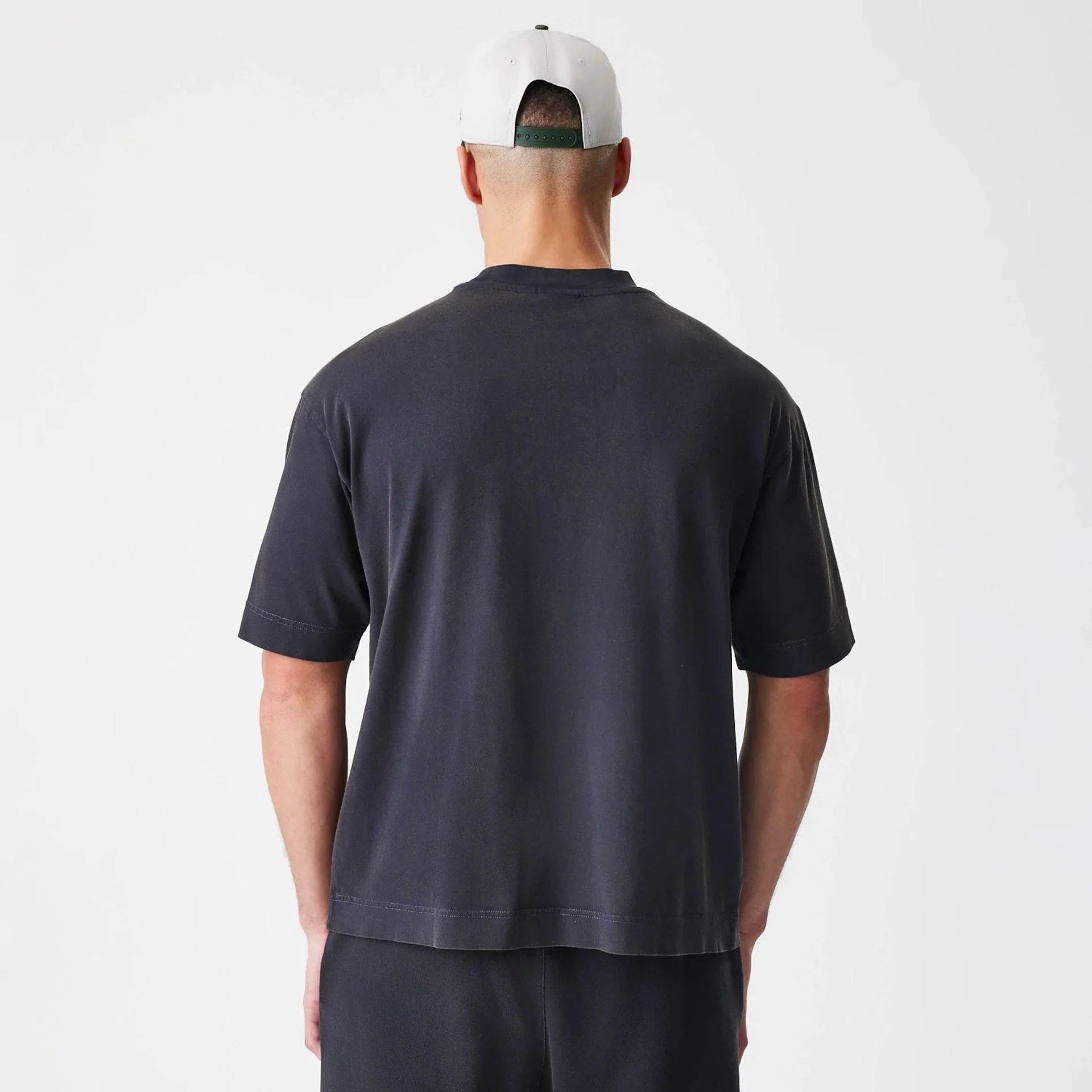 New Era Washed Black Oversized T-Shirt - Image 2
