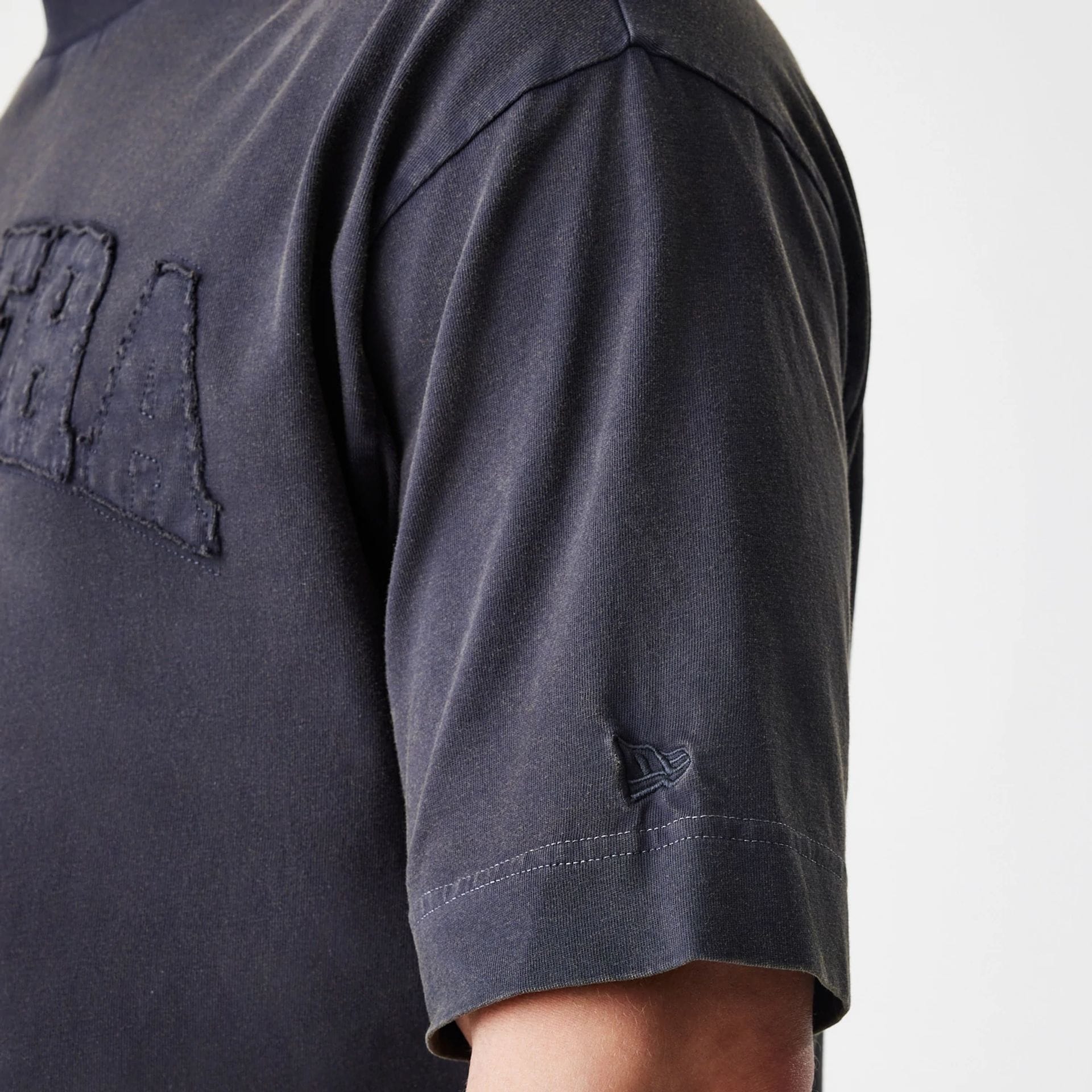 New Era Washed Black Oversized T-Shirt - Image 7