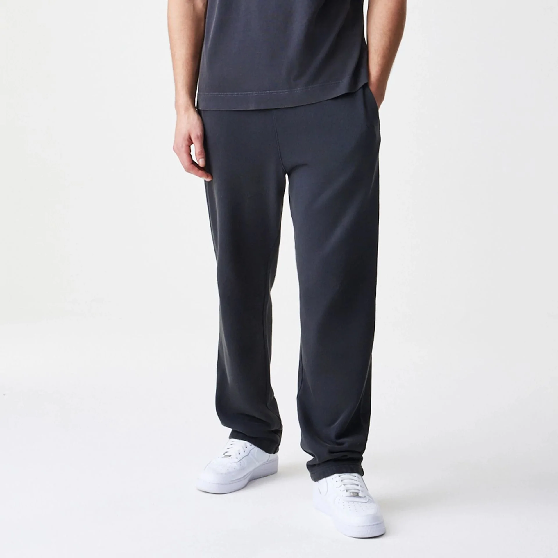New Era Washed Black Straight Leg Joggers - Image 3