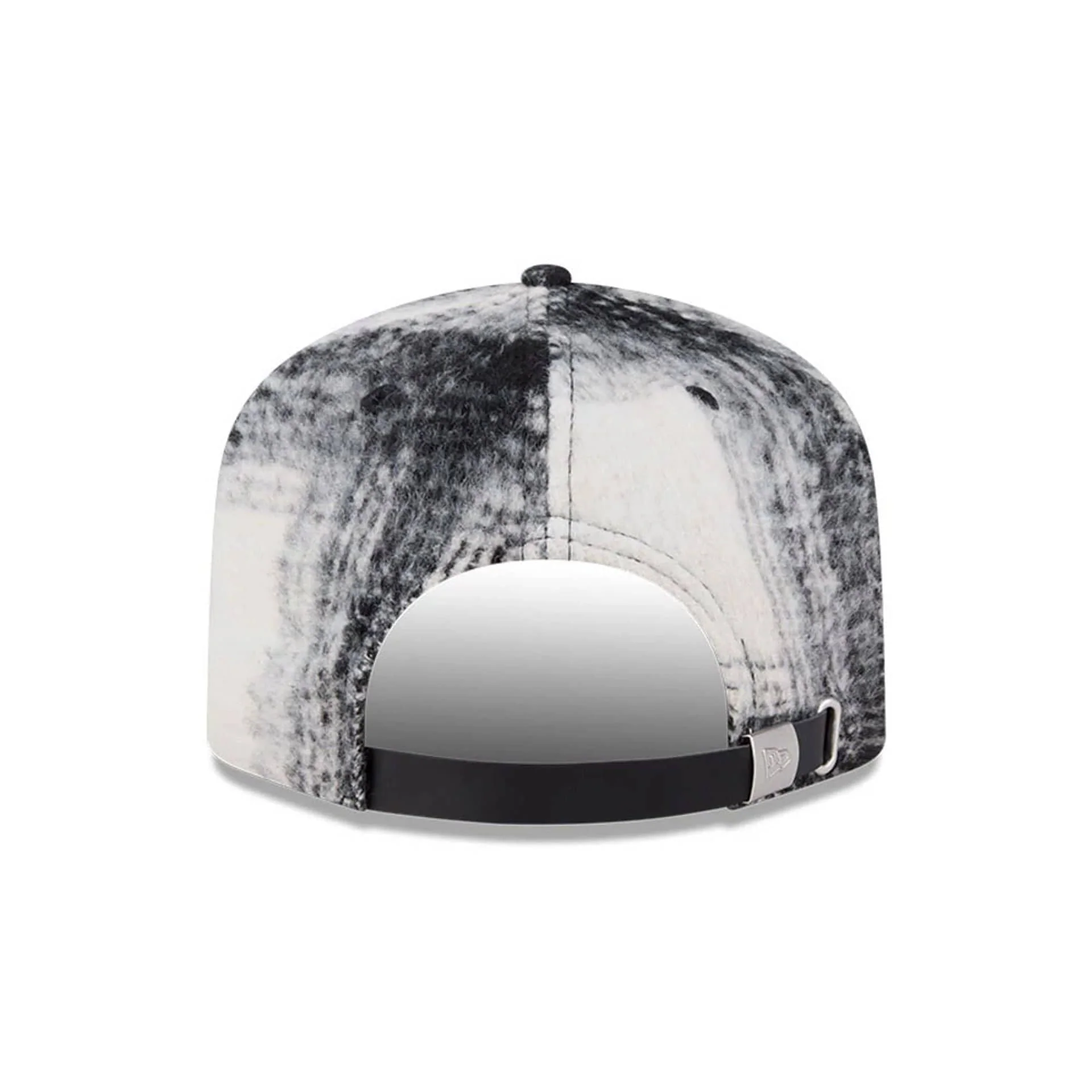 New Era White & Black Plaid 19TWENTY Adjustable Cap - Image 2