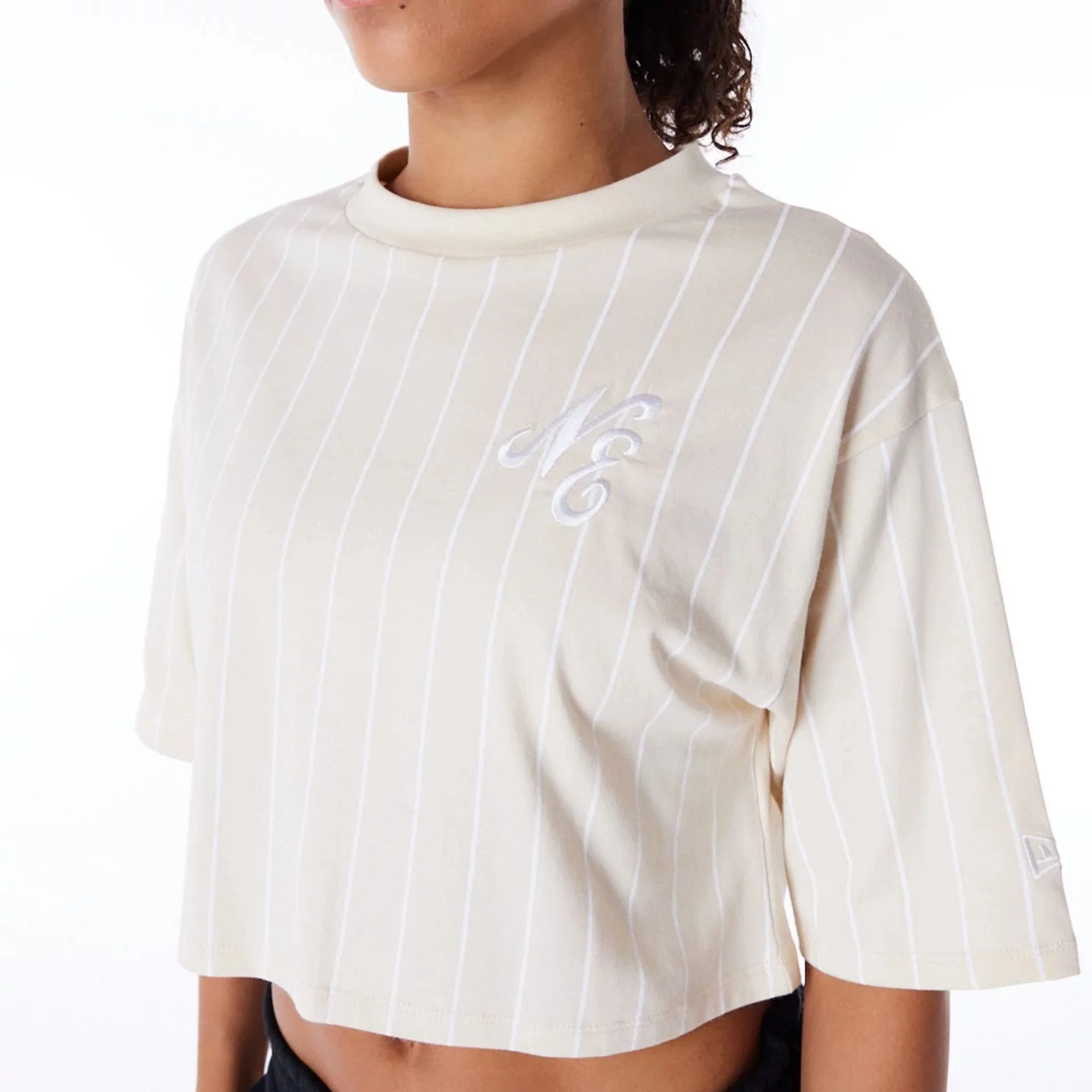 New Era Womens Pinstripe Light Beige Crop T-Shirt - Image 4
