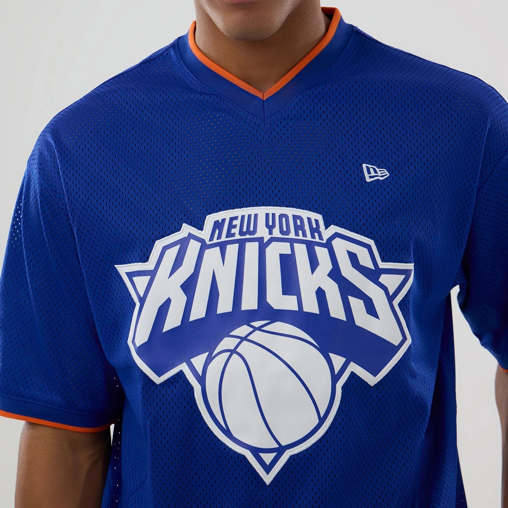 New York Knicks NBA Mesh Blue Oversized T-Shirt - Image 3