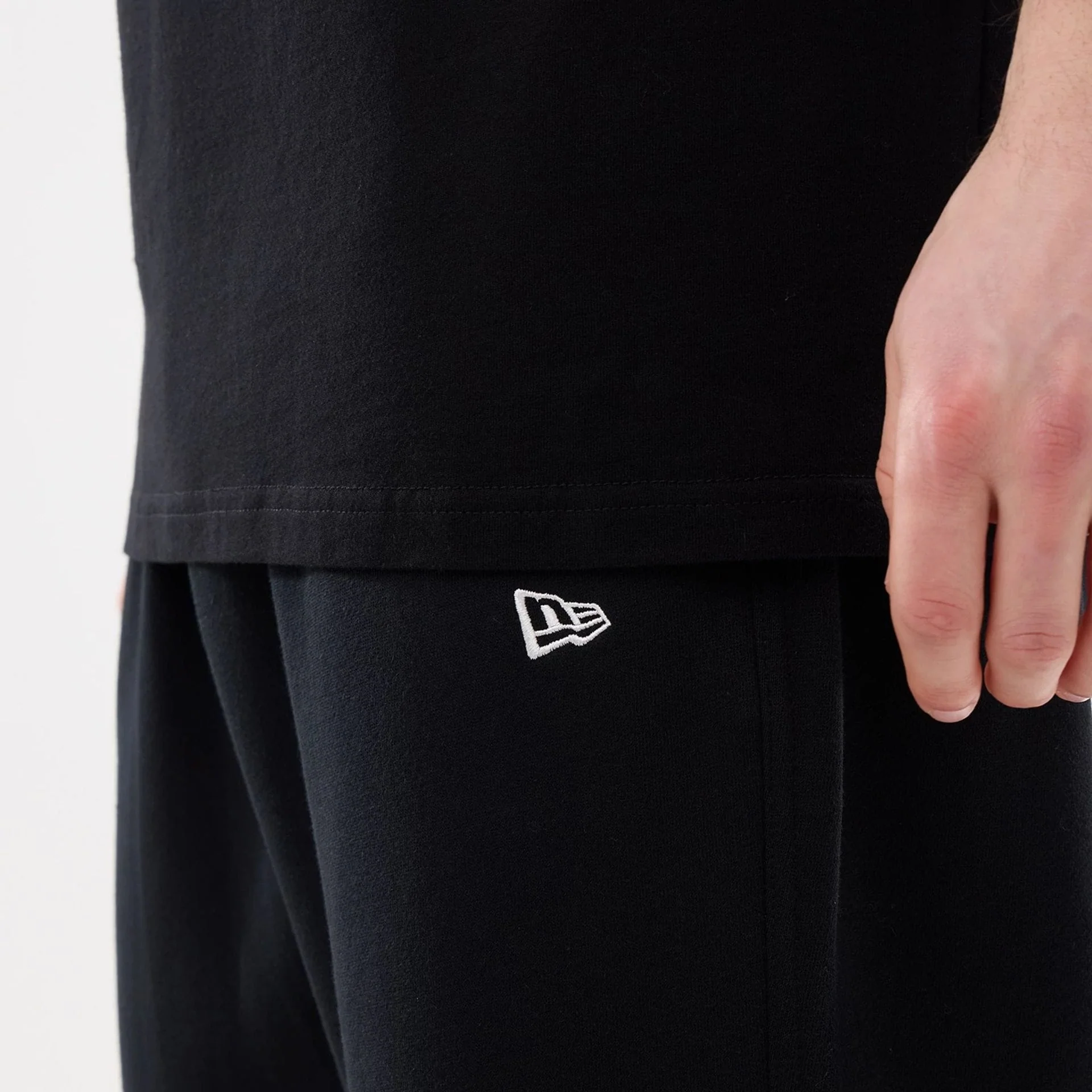 New York Mets MLB Comfort Black Joggers - Image 4
