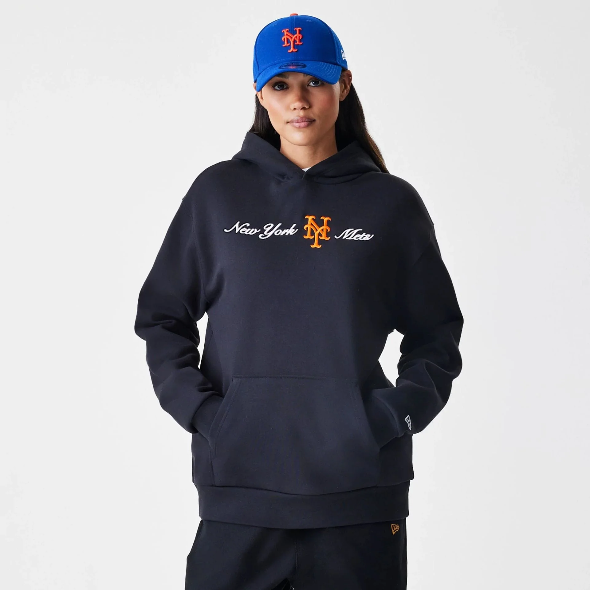 New York Mets MLB Script Black Oversized Pullover Hoodie - Image 4