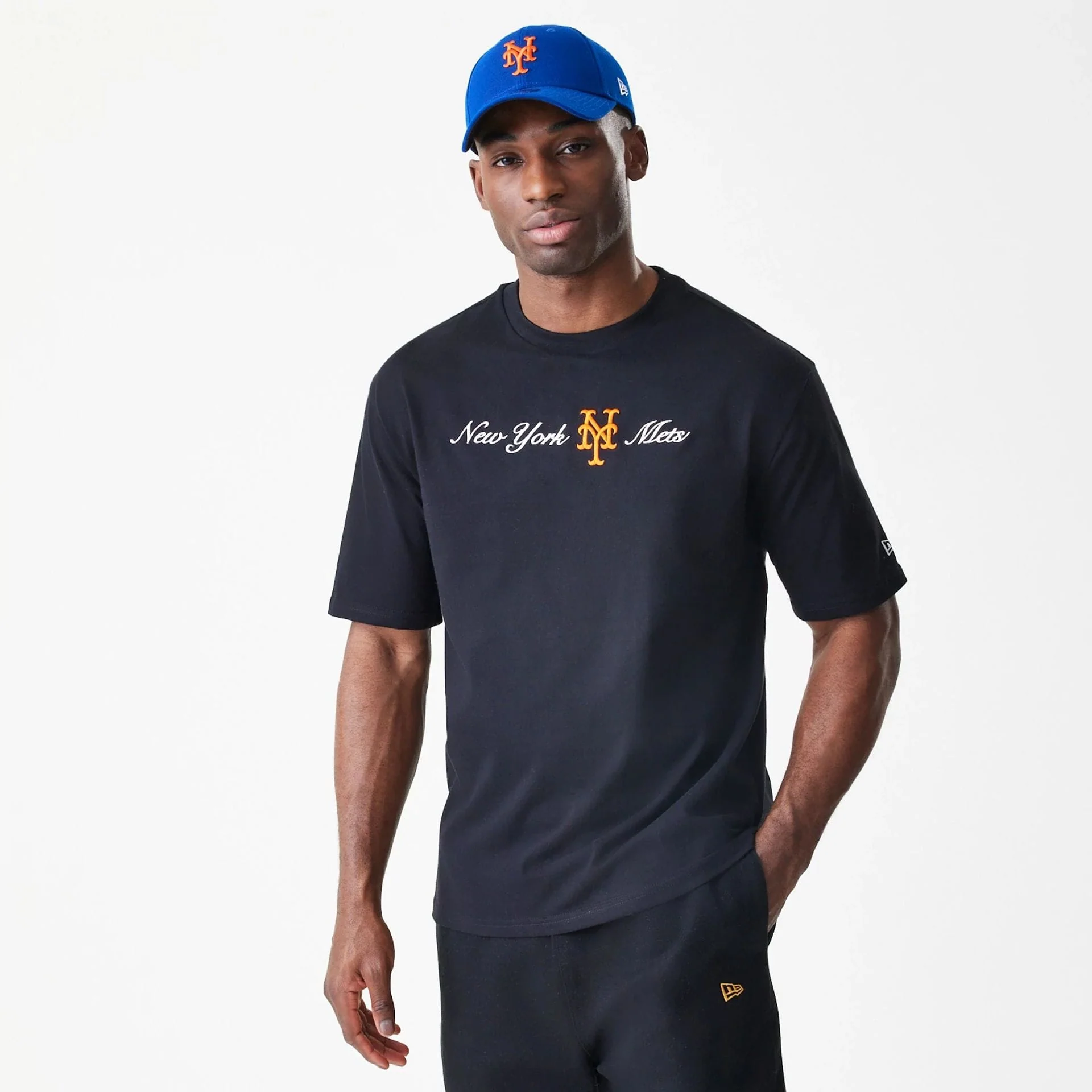 New York Mets MLB Script Black Oversized T-Shirt - Image 3