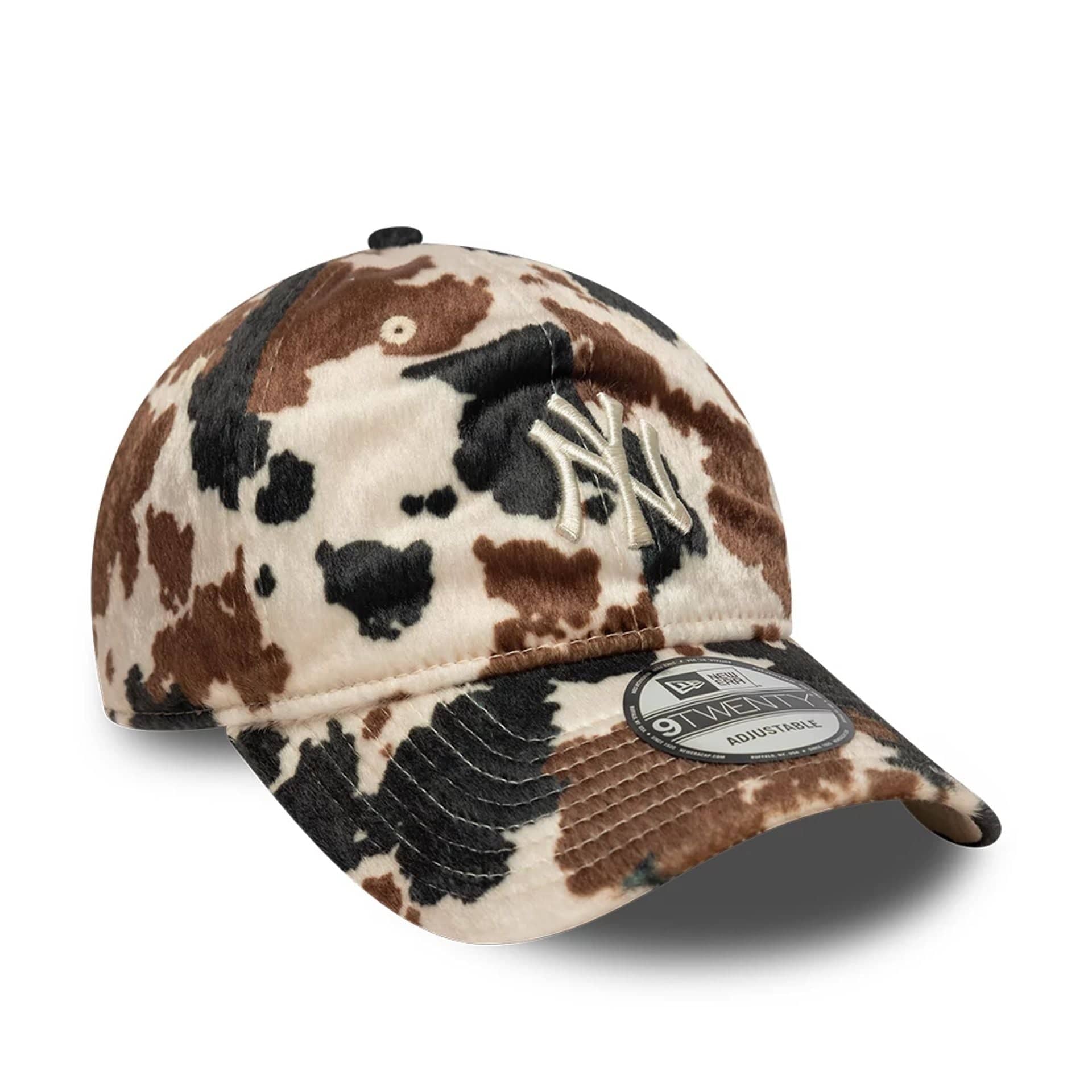 New York Yankees Animal Print Beige 9TWENTY Adjustable Cap - Image 4