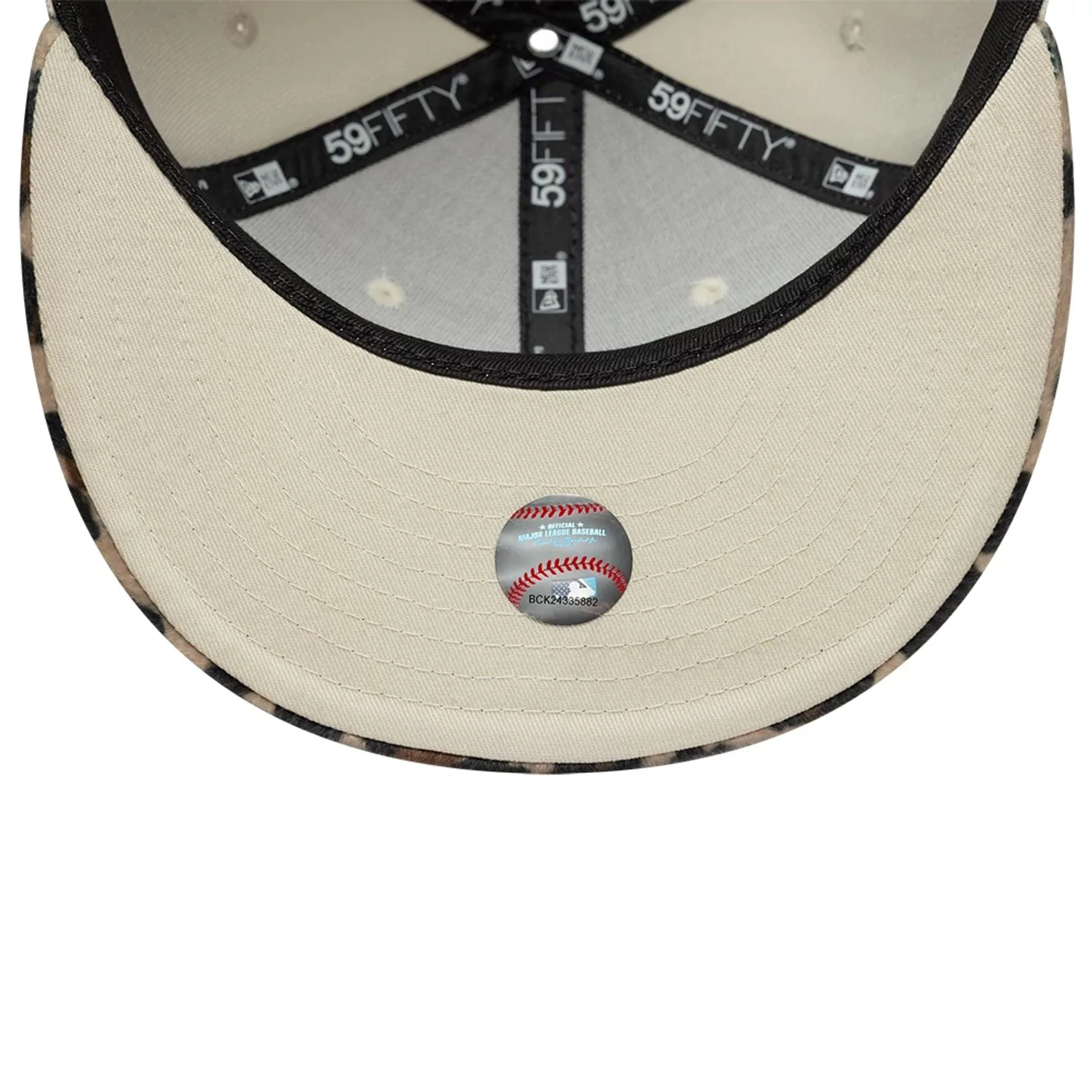 New York Yankees Animal Print Leopard Beige 59FIFTY Fitted Cap - Image 7