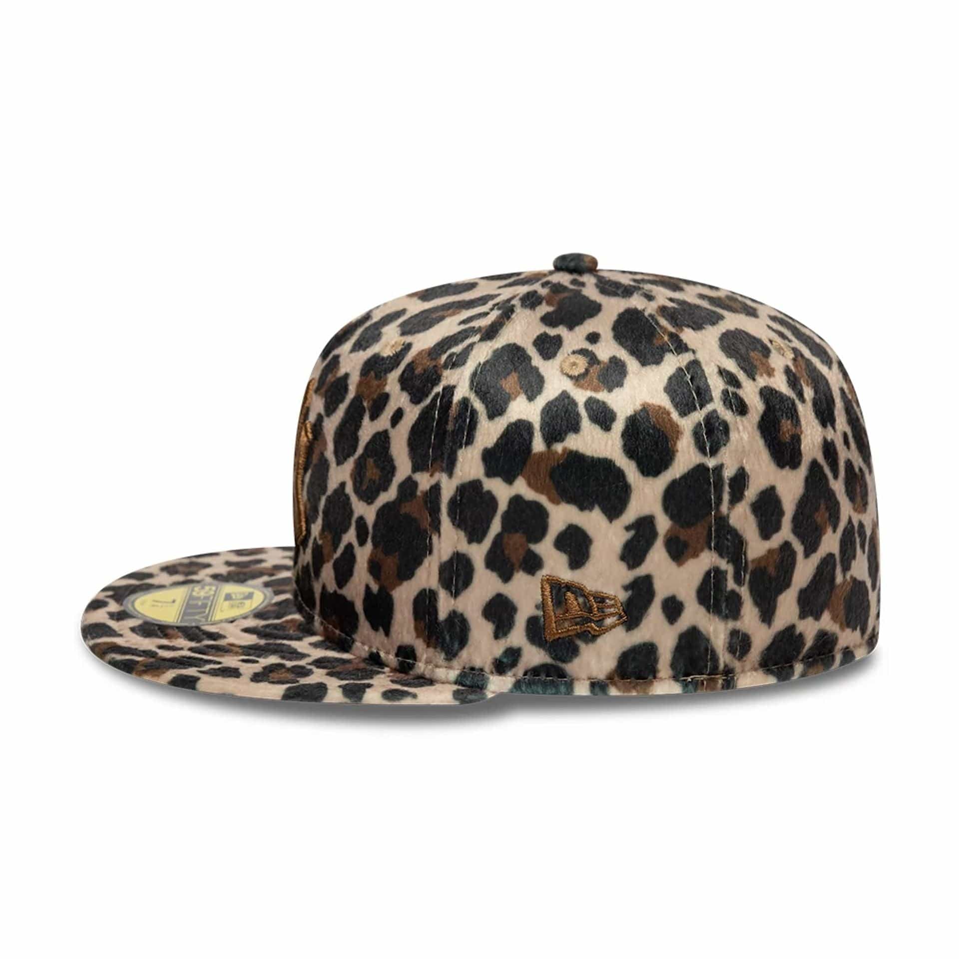 New York Yankees Animal Print Leopard Black 59FIFTY Fitted Cap - Image 6