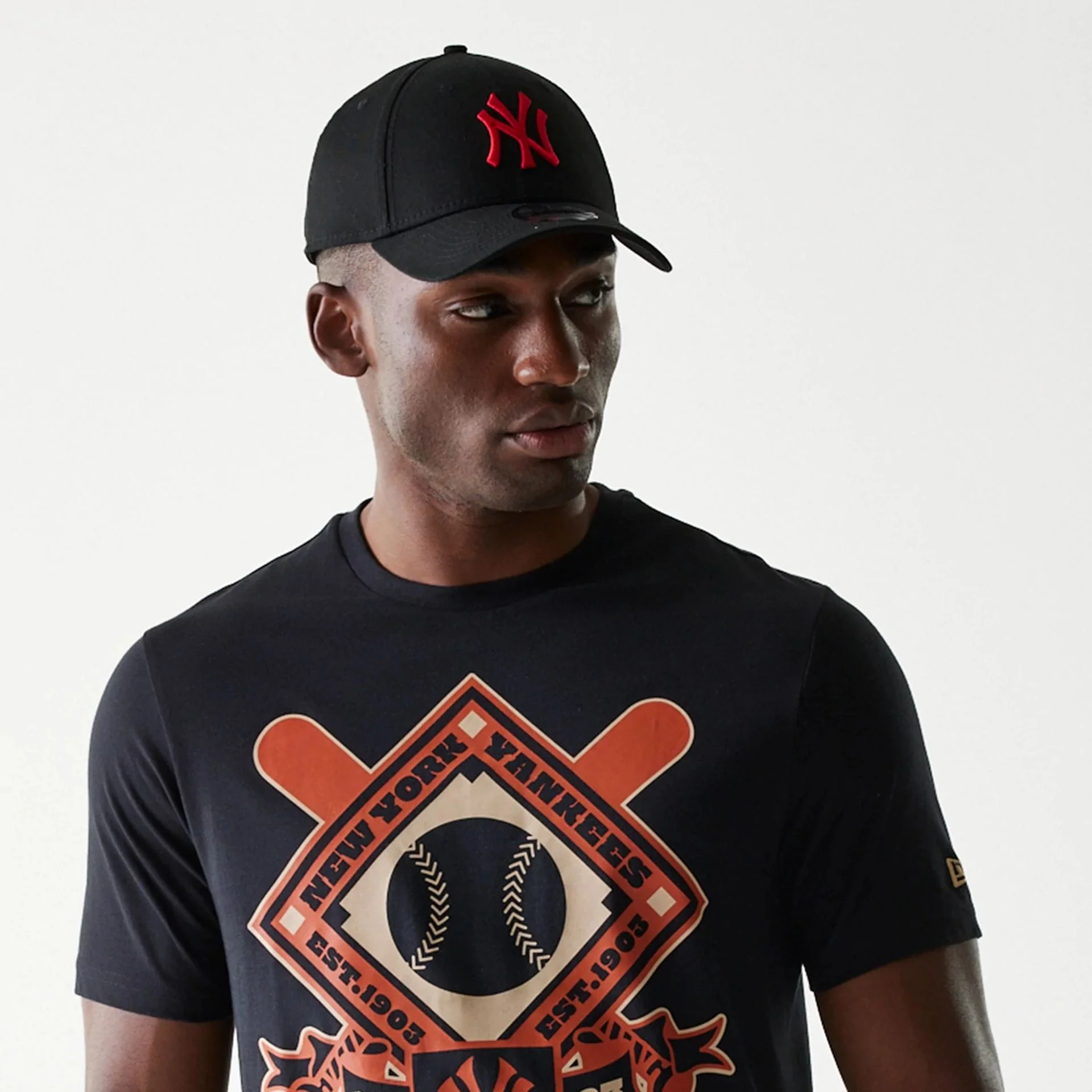 New York Yankees MLB Baseball Graphic Black T-Shirt - Image 5