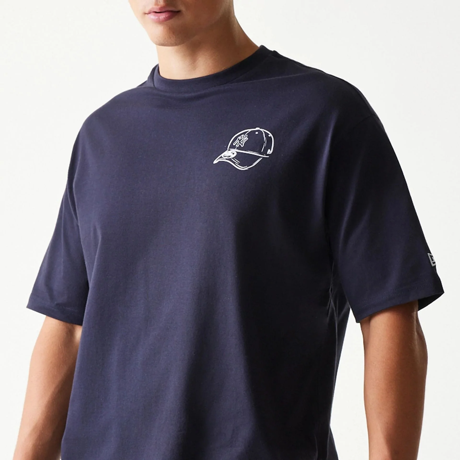 New York Yankees MLB Baseball Graphic Navy Oversized T-Shirt - Image 3