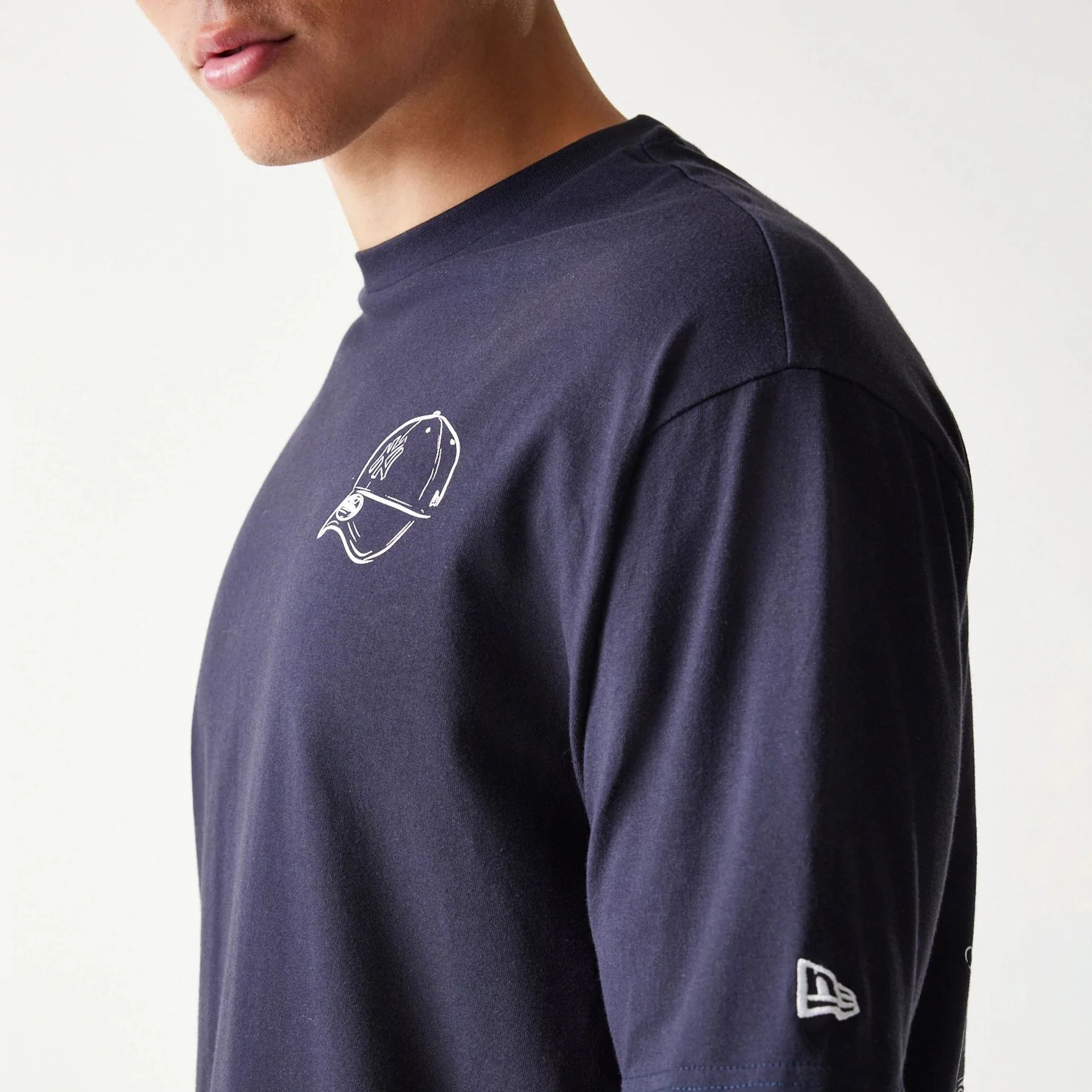 New York Yankees MLB Baseball Graphic Navy Oversized T-Shirt - Image 6