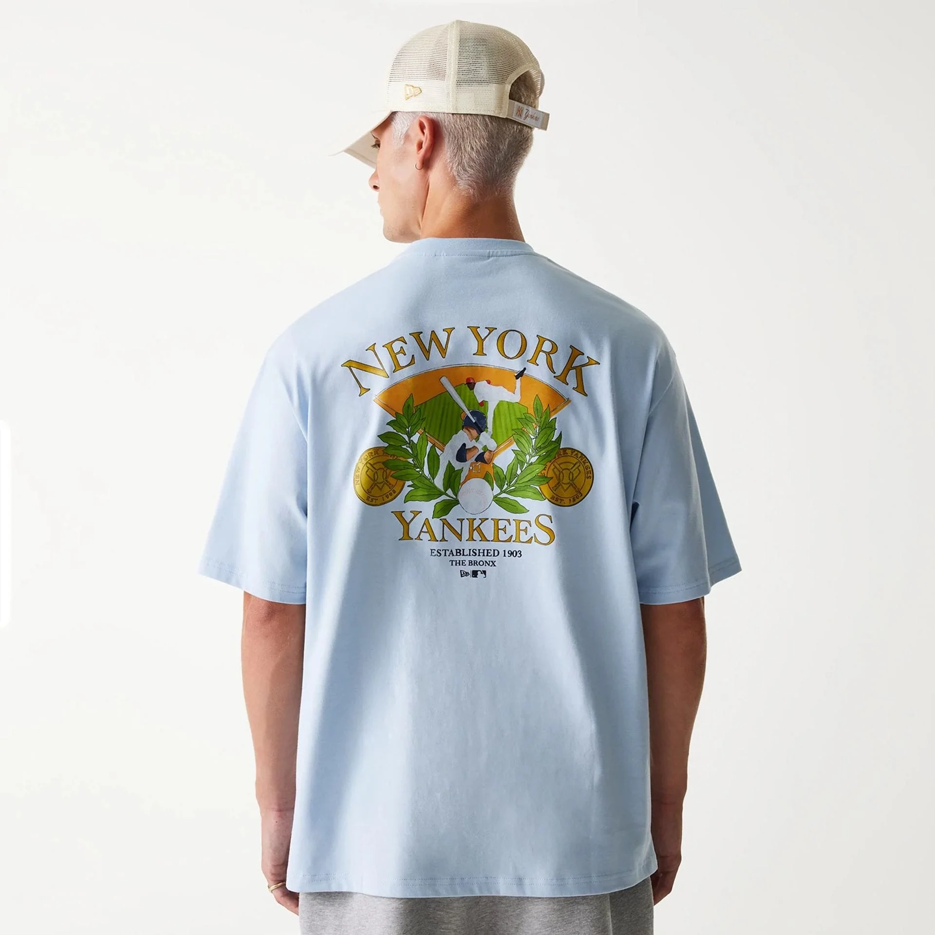 New York Yankees MLB Baseball Graphic Pastel Blue Oversized T-Shirt - Image 2