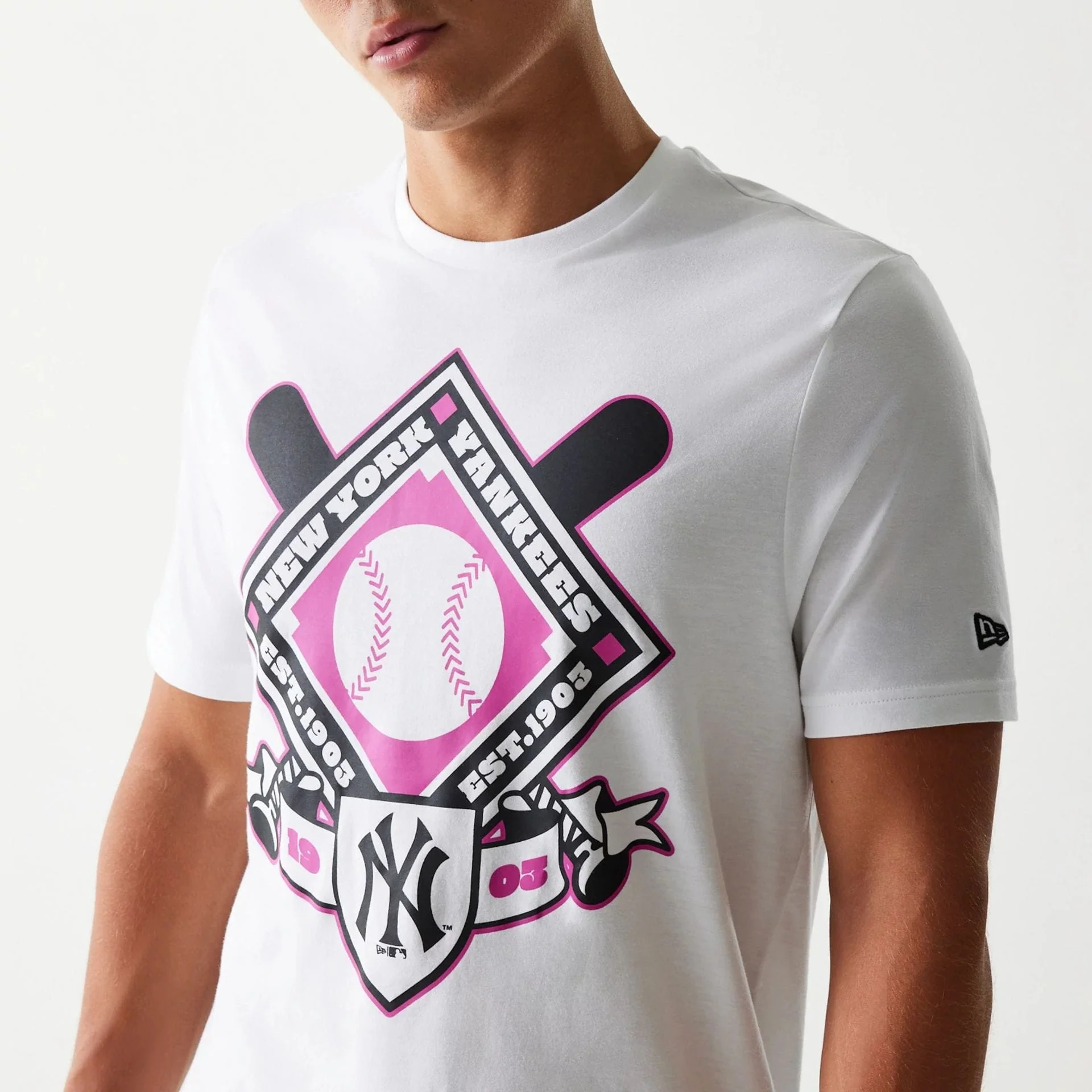 New York Yankees MLB Baseball Graphic White T-Shirt - Image 3