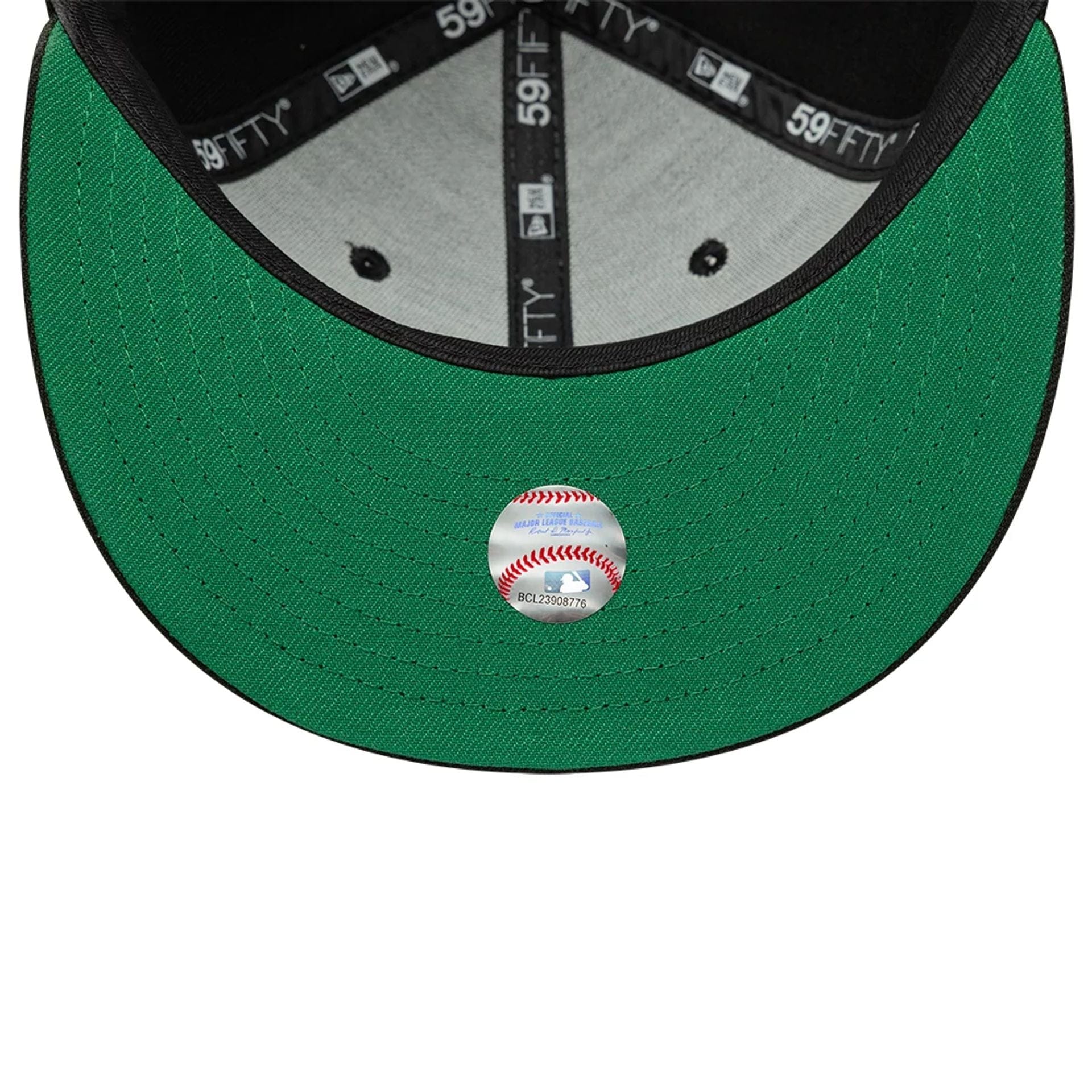 New York Yankees MLB Black 59FIFTY Fitted Cap - Image 2