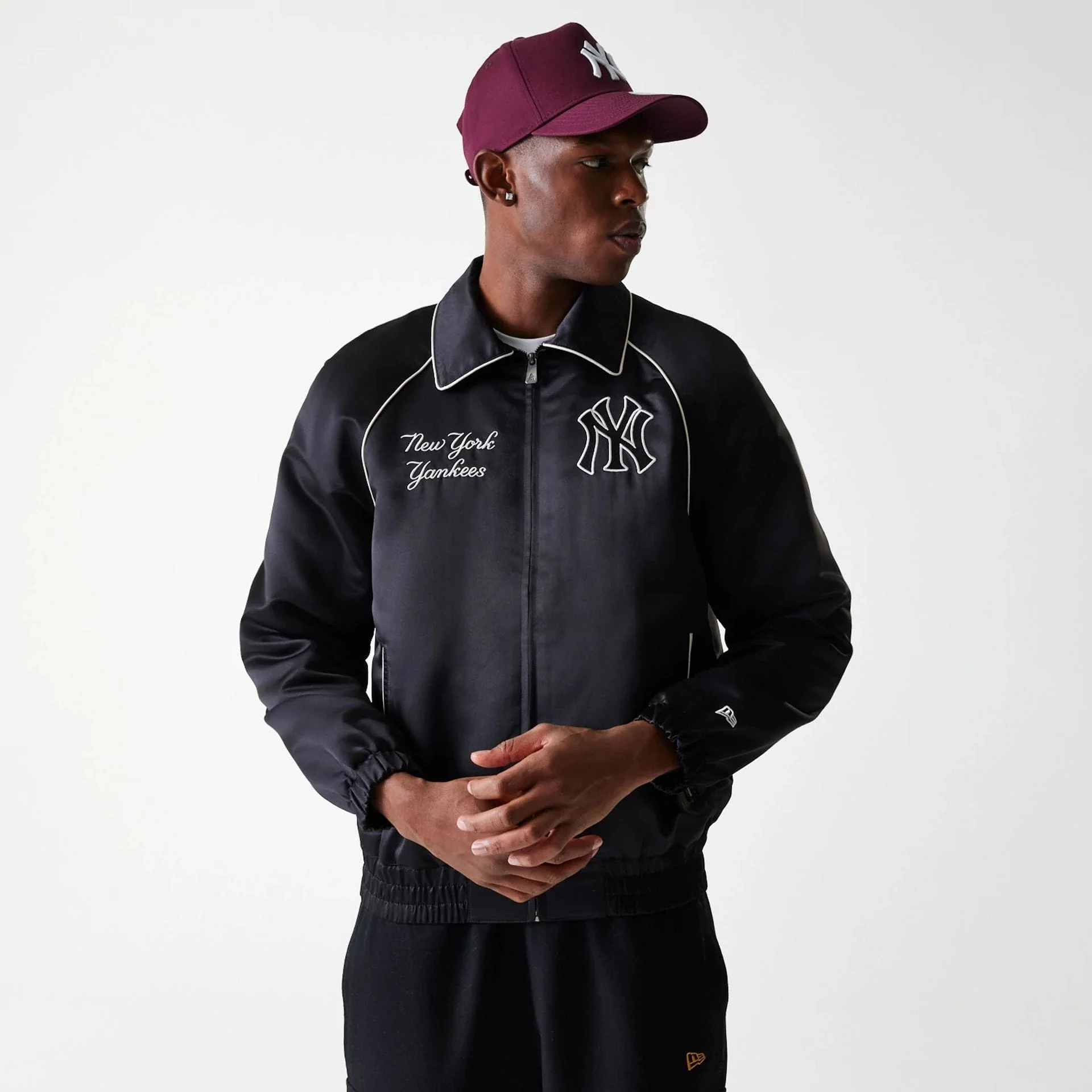 New York Yankees MLB Black Club Jacket - Image 3
