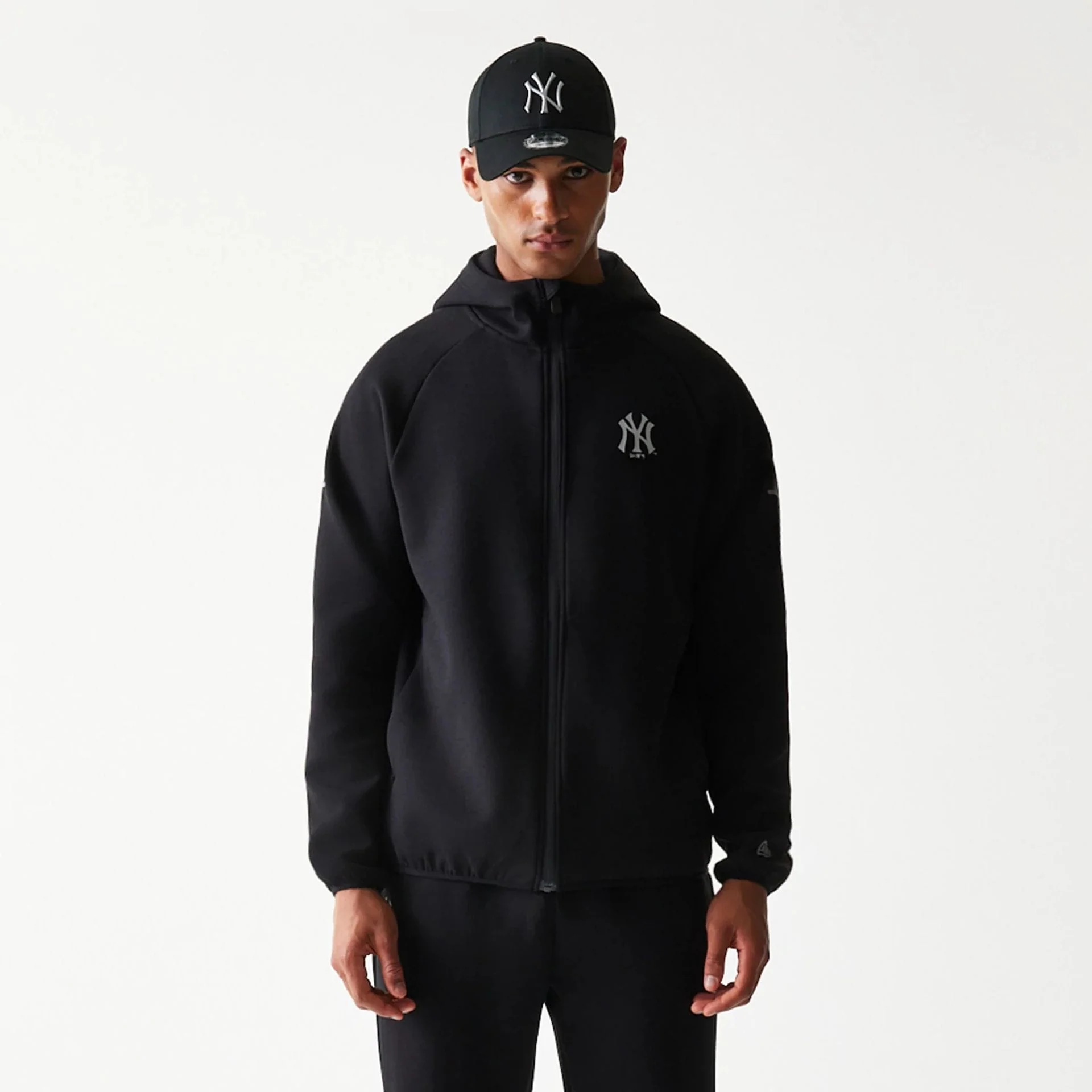 New York Yankees MLB Black Full Zip Hoodie - Image 3