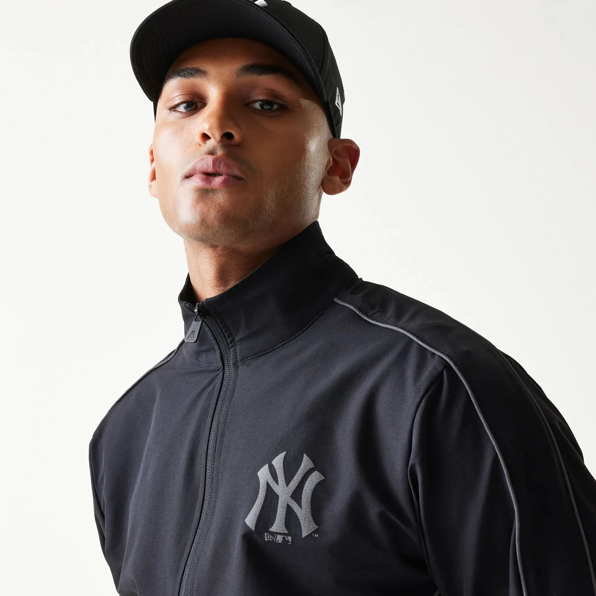 New York Yankees MLB Black Jacket - Image 6
