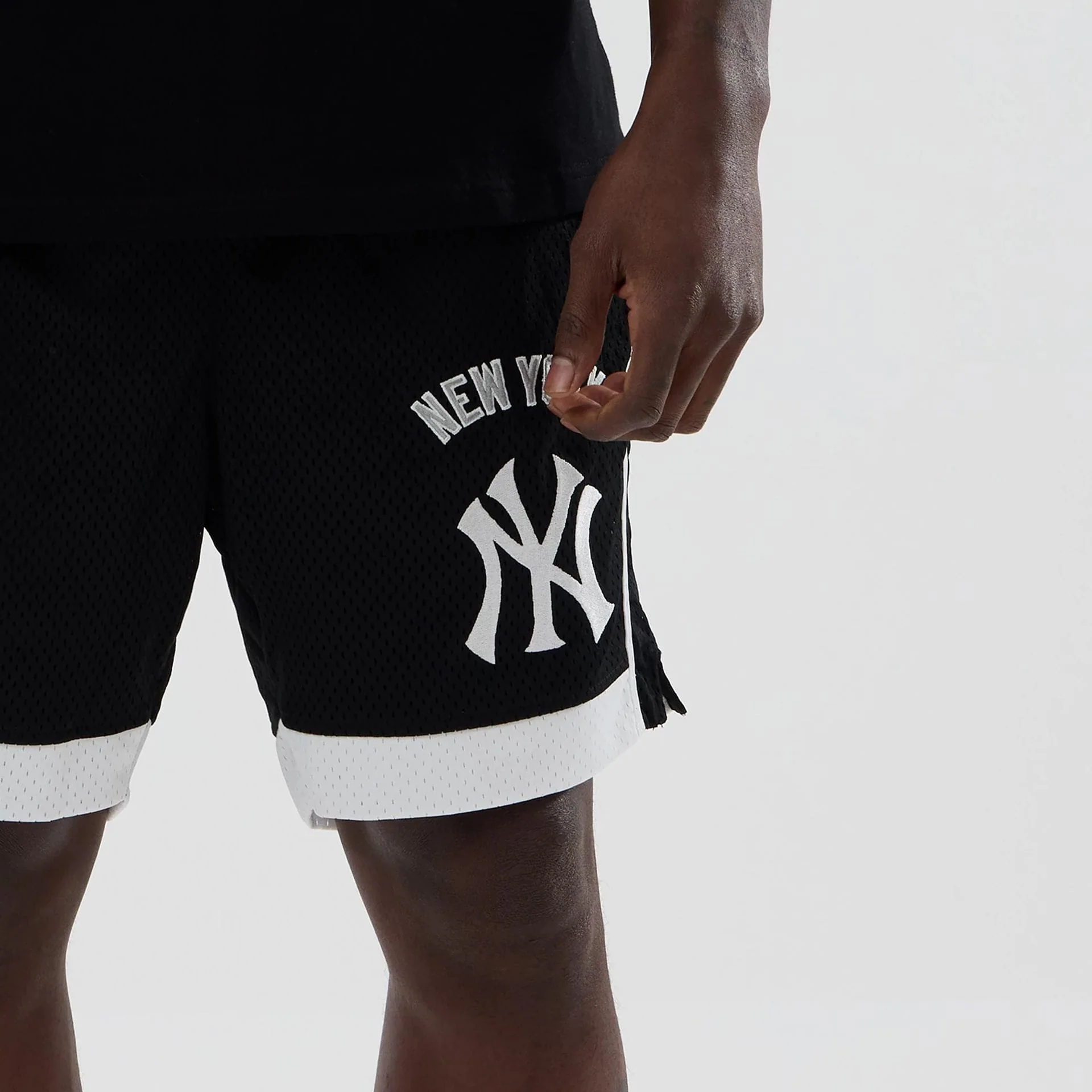 New York Yankees MLB Black Mesh Shorts - Image 5