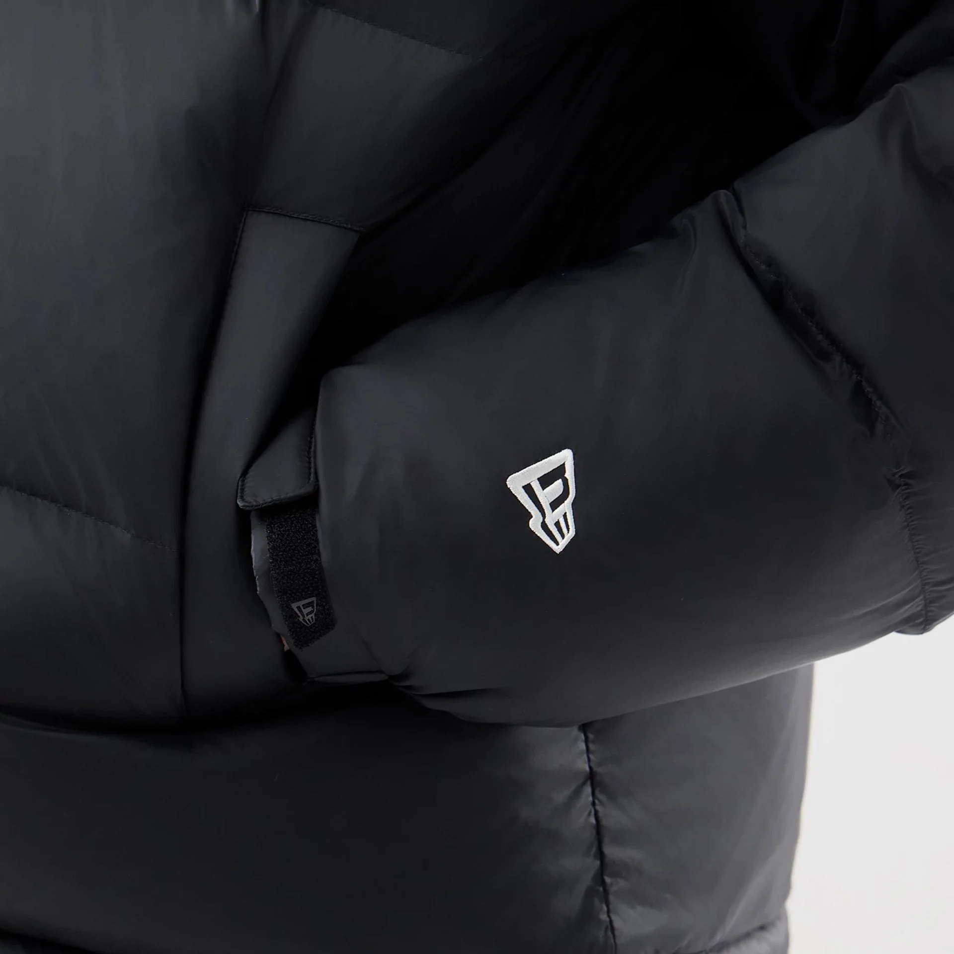 New York Yankees MLB Black Puffer Down Jacket - Image 7