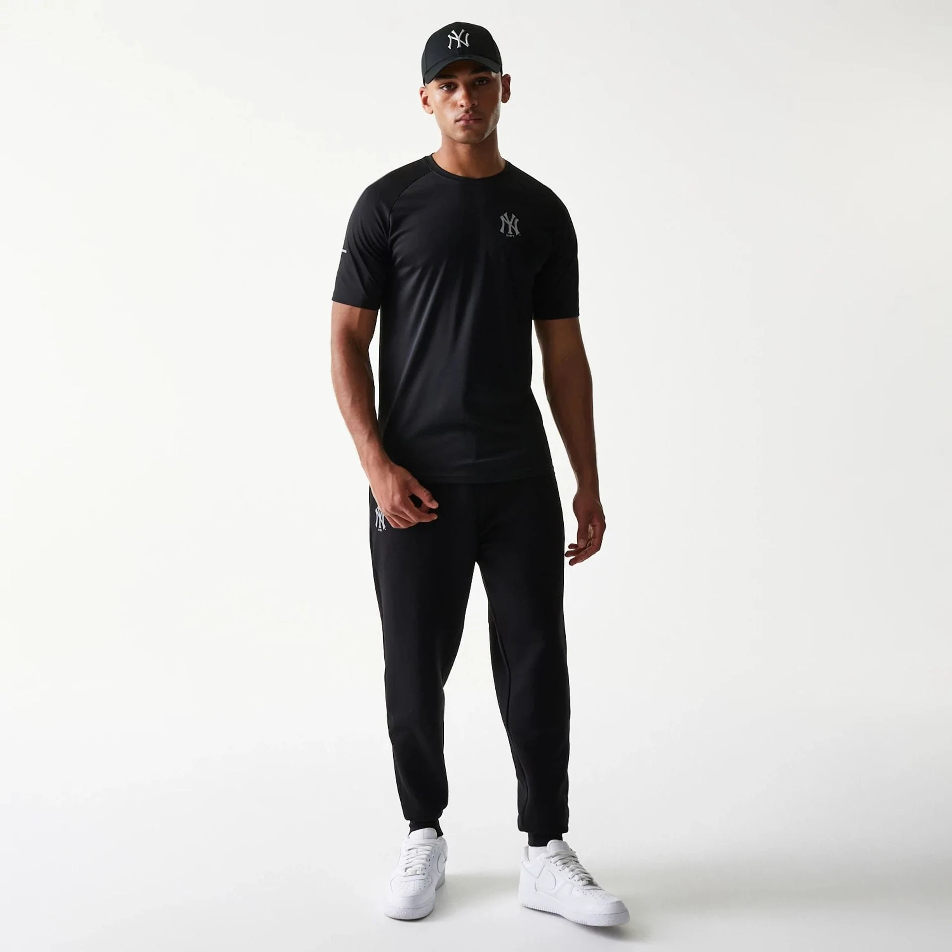 New York Yankees MLB Black T-Shirt - Image 8