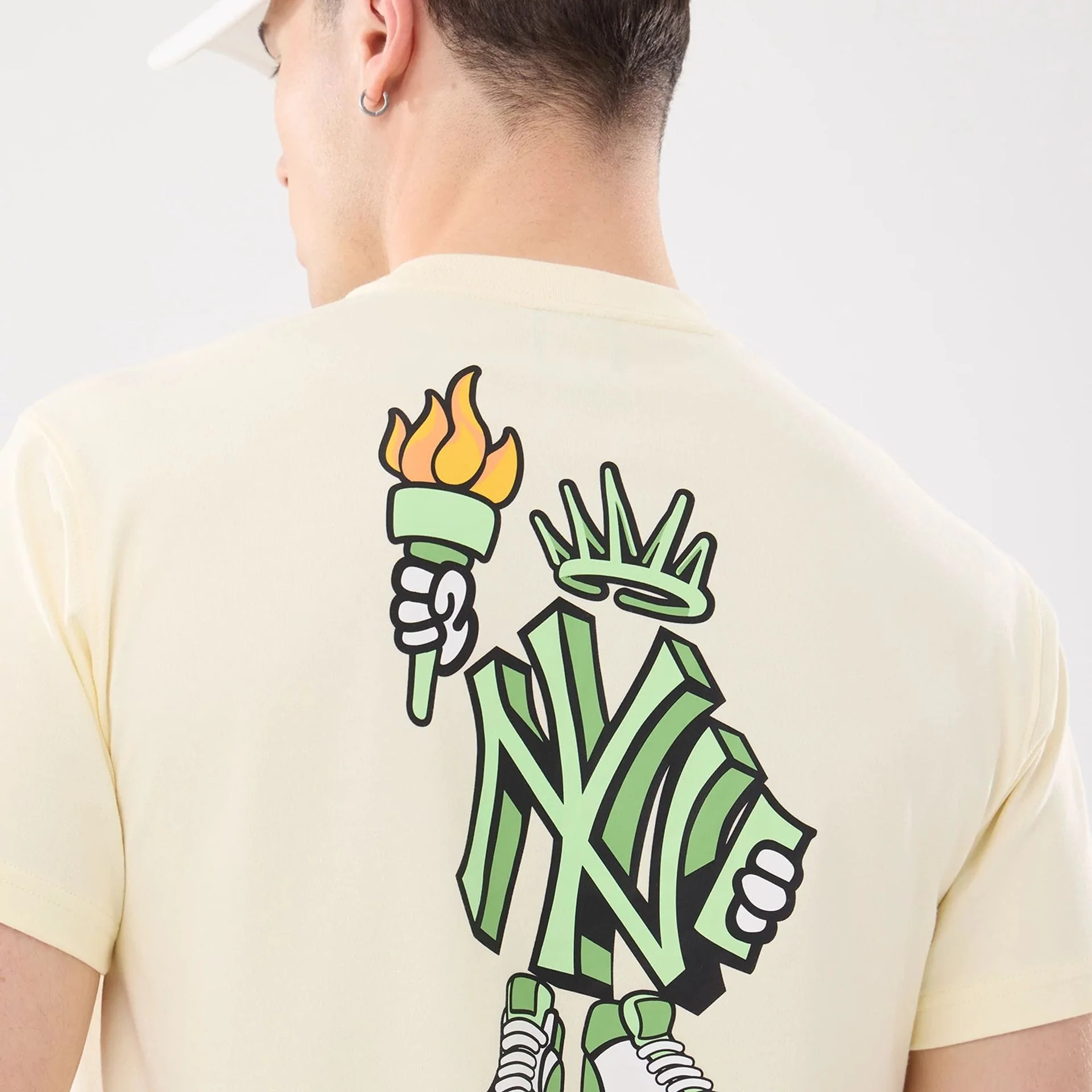 New York Yankees MLB Cartoon Cream T-Shirt - Image 7