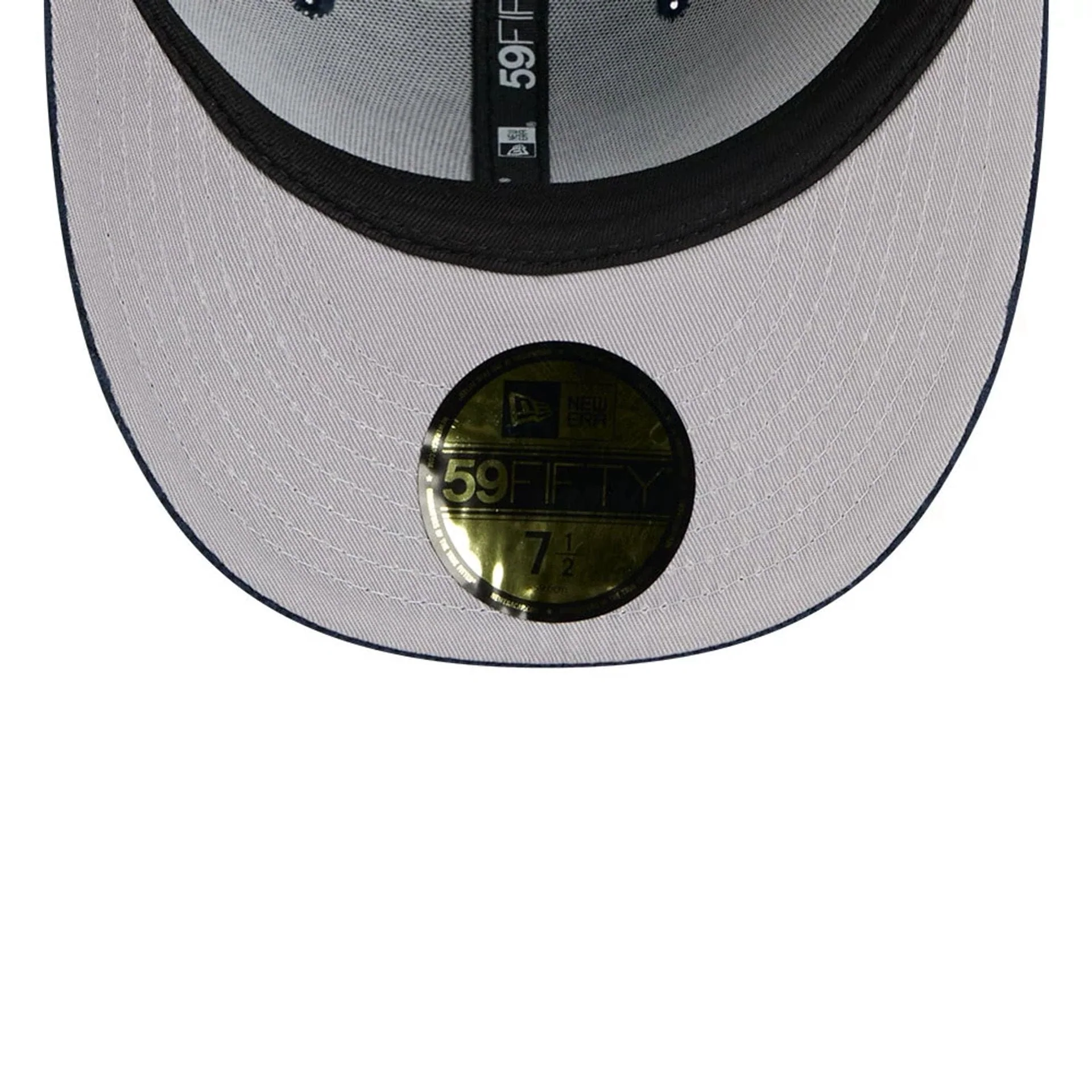 New York Yankees MLB Chenille Pop Navy 59FIFTY Fitted Cap - Image 2