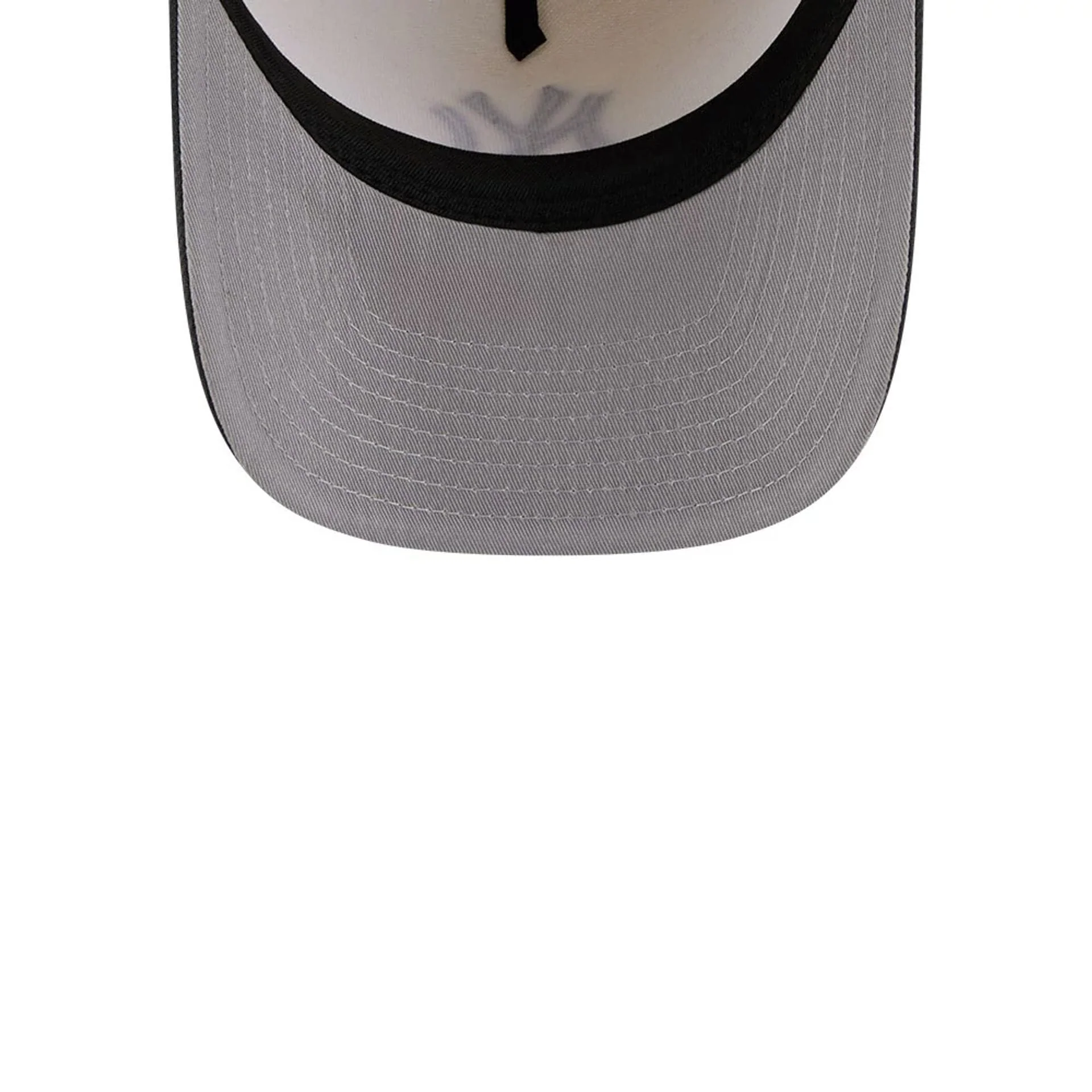 New York Yankees MLB Chrome Cream 9FIFTY A-Frame Snapback Adjustable Cap - Image 2