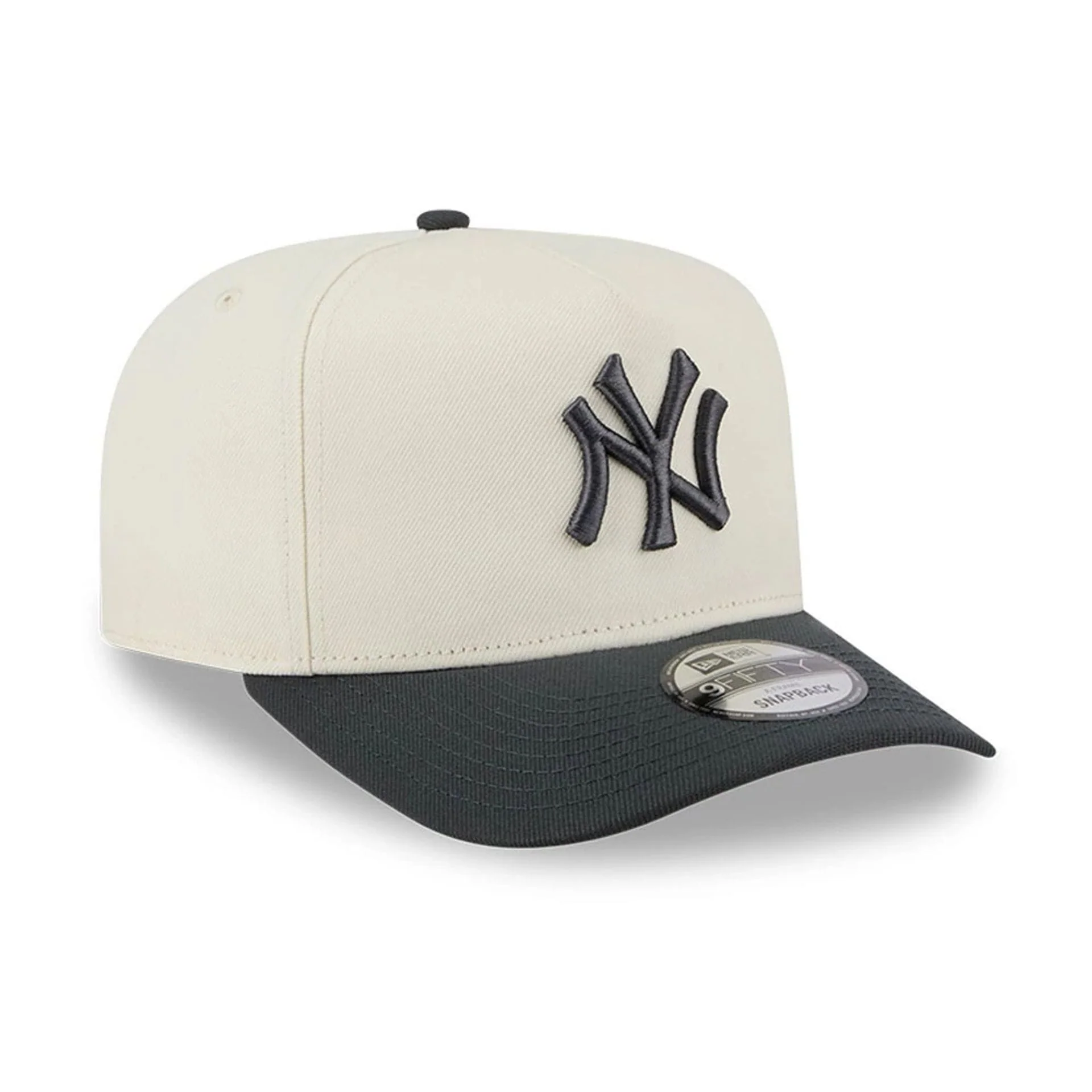 New York Yankees MLB Chrome Cream 9FIFTY A-Frame Snapback Adjustable Cap - Image 4