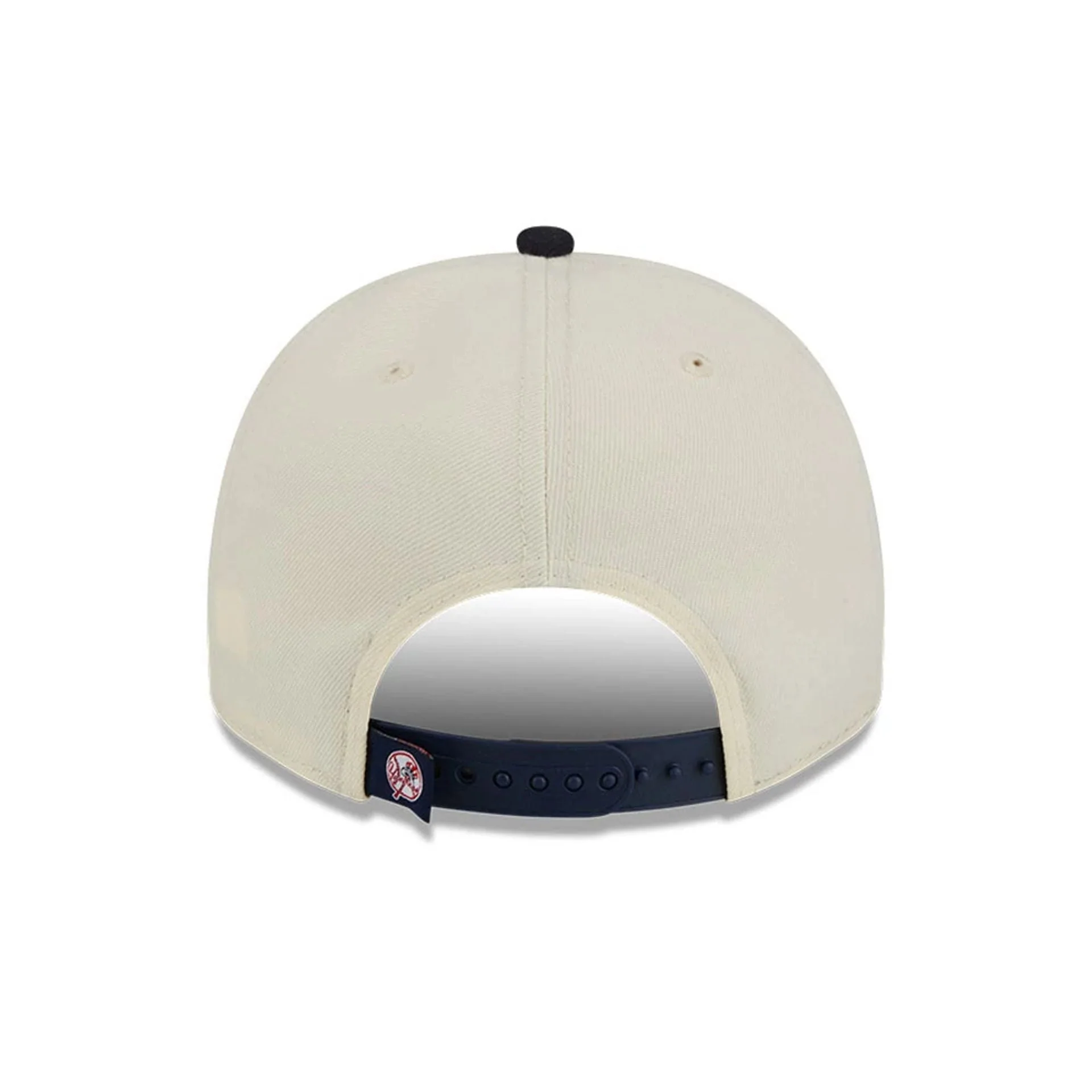 New York Yankees MLB Classic White 9FIFTY A-Frame Snapback Adjustable Cap - Image 7