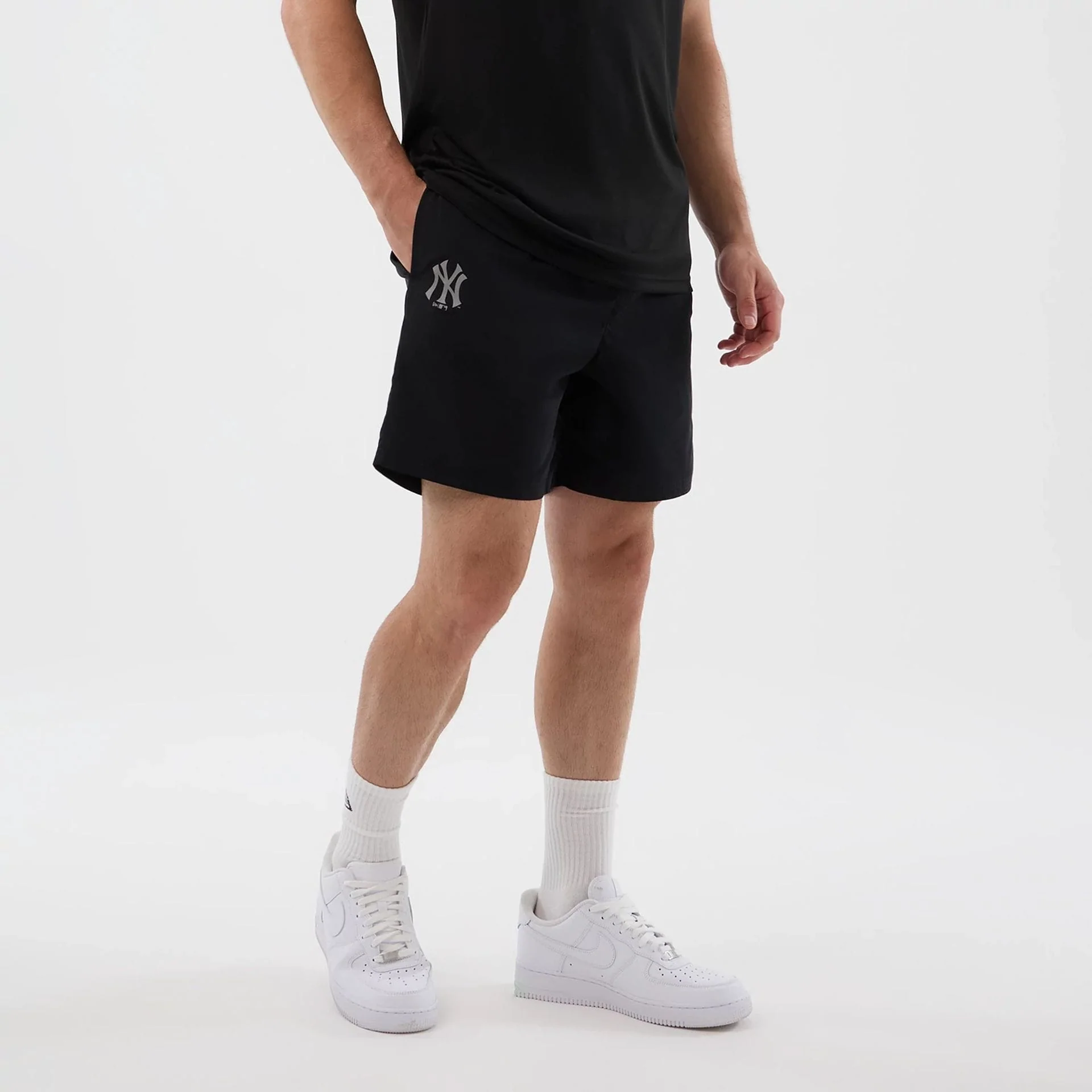 New York Yankees MLB Core Plus Black Shorts - Image 7