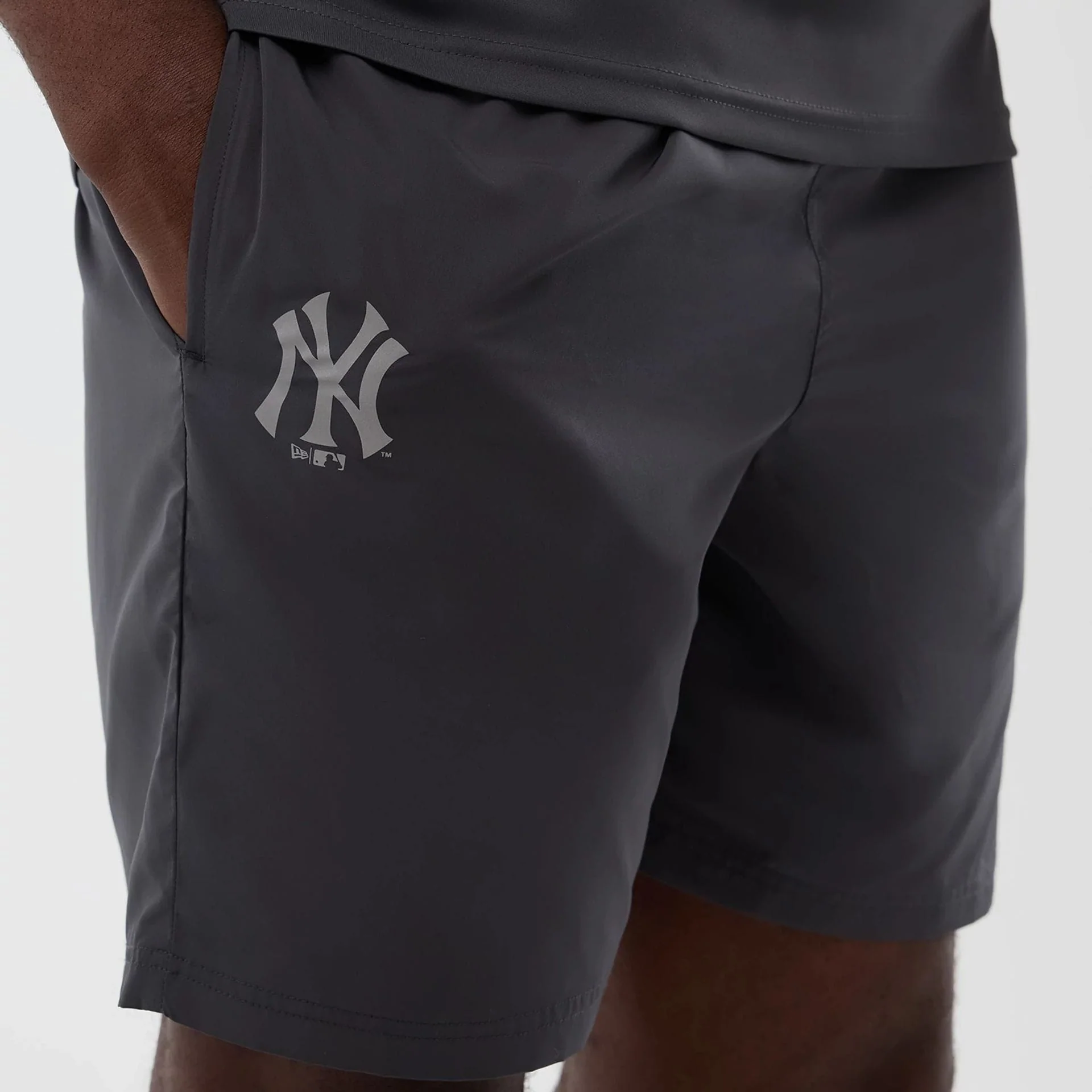 New York Yankees MLB Core Plus Dark Grey Shorts - Image 4