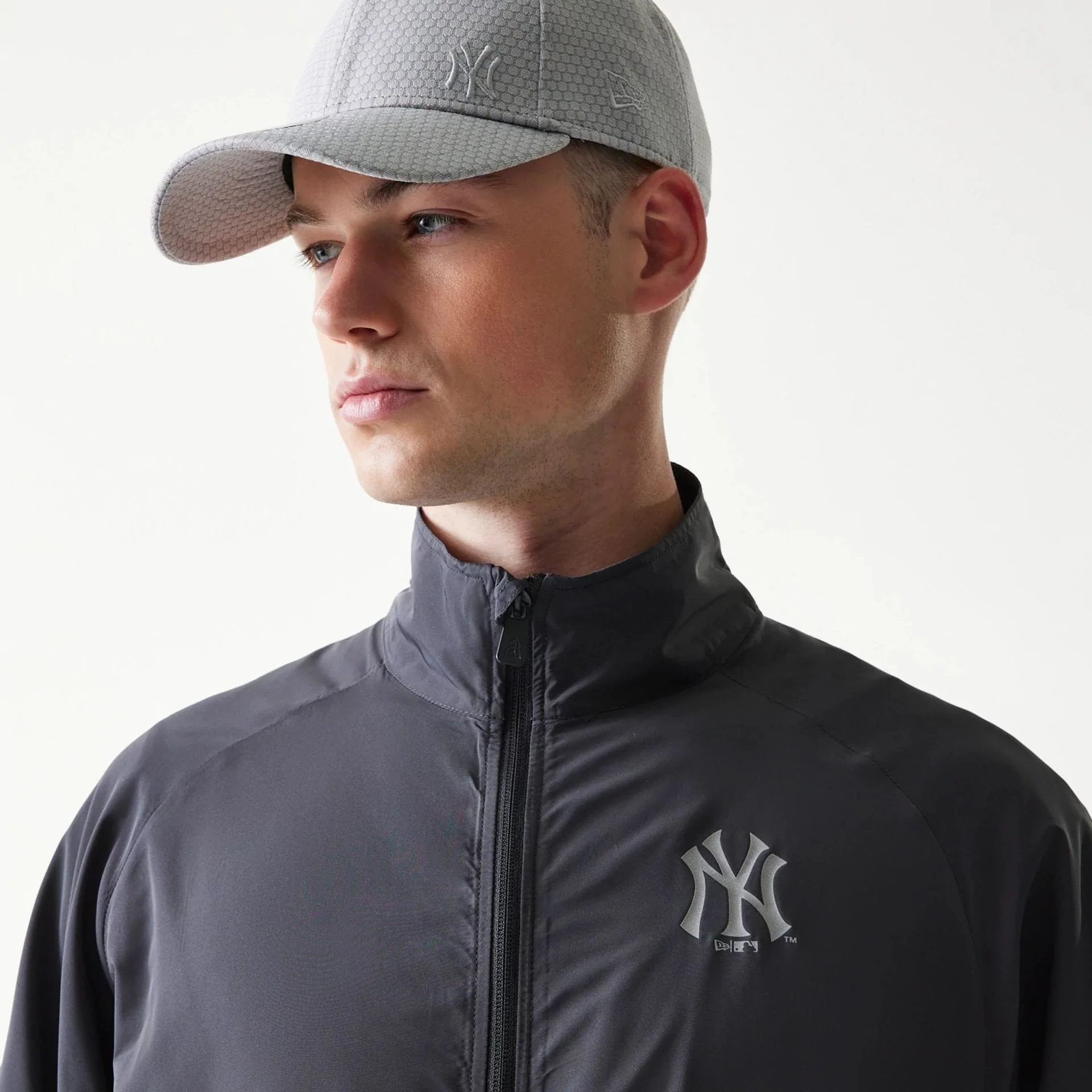 New York Yankees MLB Dark Grey Jacket - Image 4