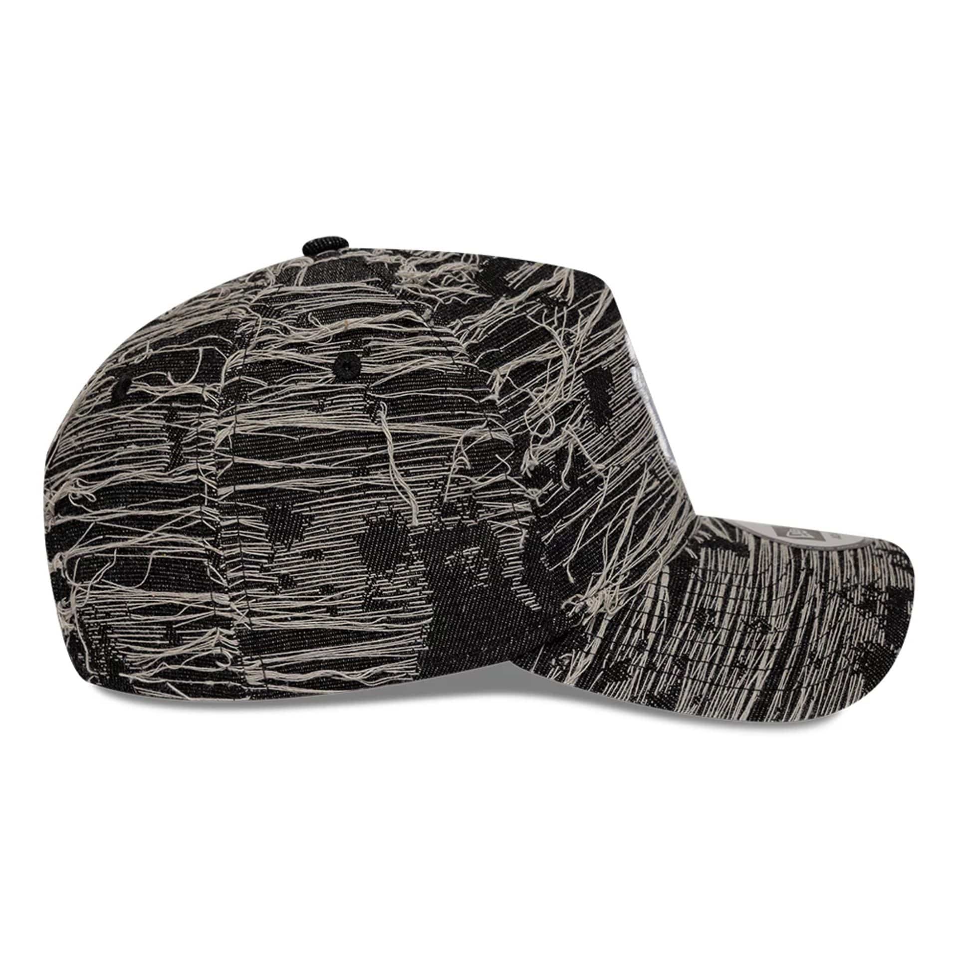 New York Yankees MLB Distressed Denim Black 9FORTY E-Frame Adjustable Cap - Image 6