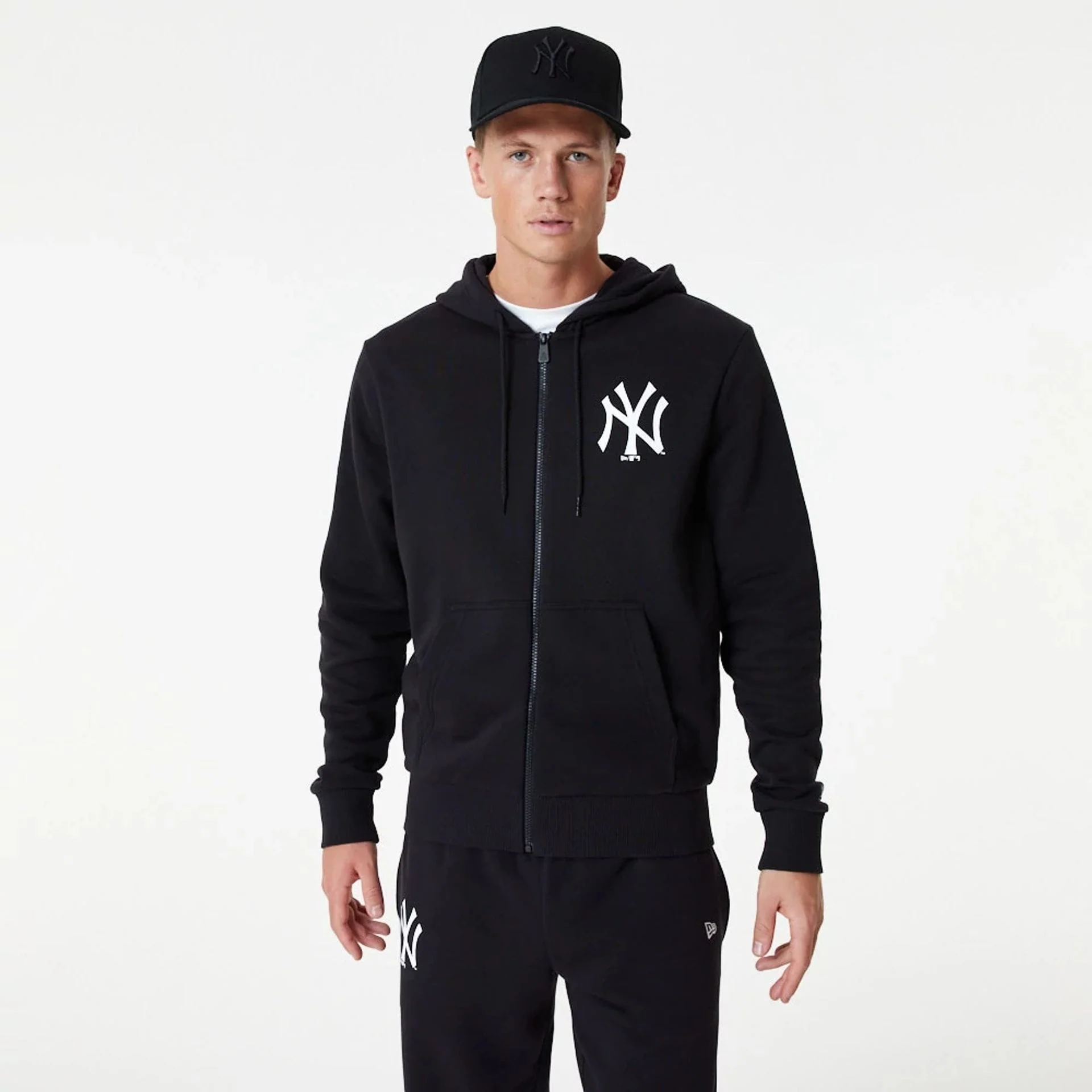 New York Yankees MLB Essential Black Full Zip Hoodie - Image 4