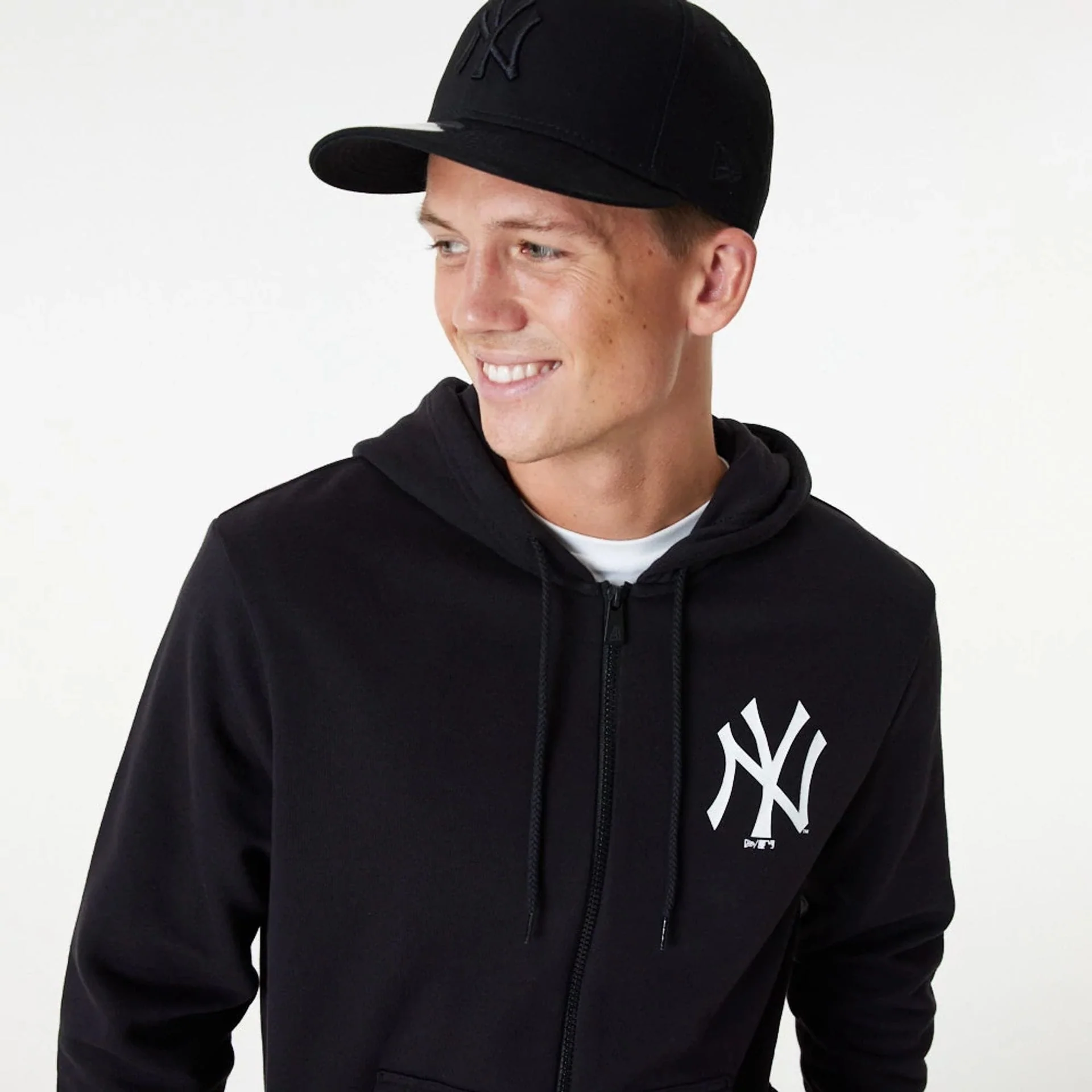 New York Yankees MLB Essential Black Full Zip Hoodie - Image 6