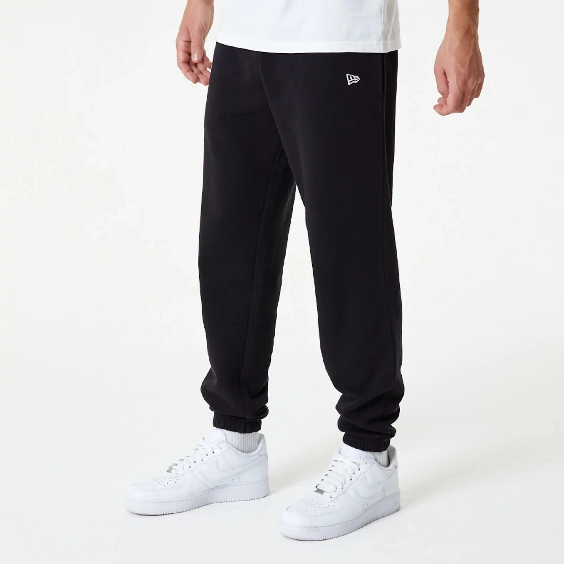 New York Yankees MLB Essential Black Joggers - Image 2