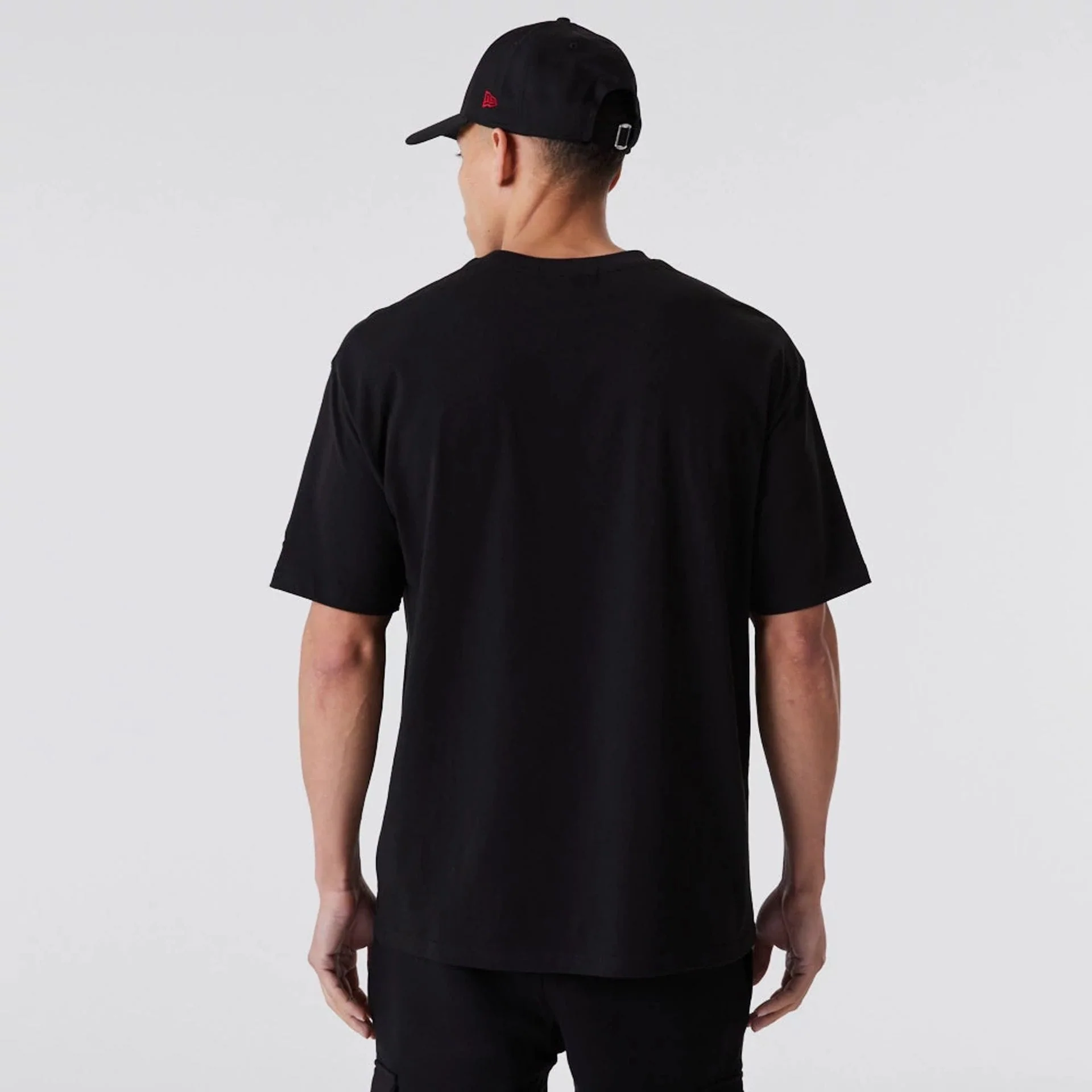 New York Yankees MLB Essential Black Oversized T-Shirt - Image 6