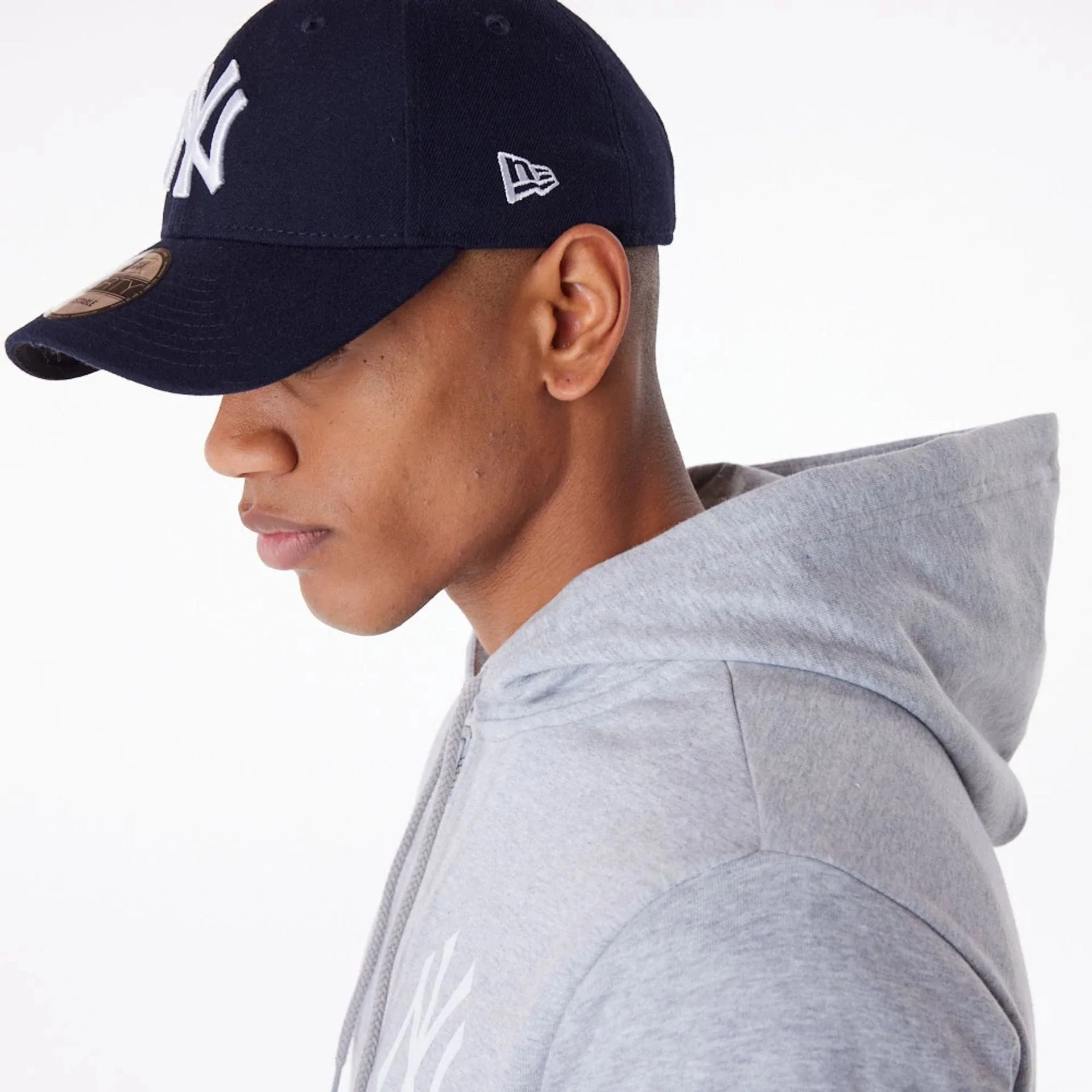 New York Yankees MLB Essential Grey Full Zip Hoodie - Image 3