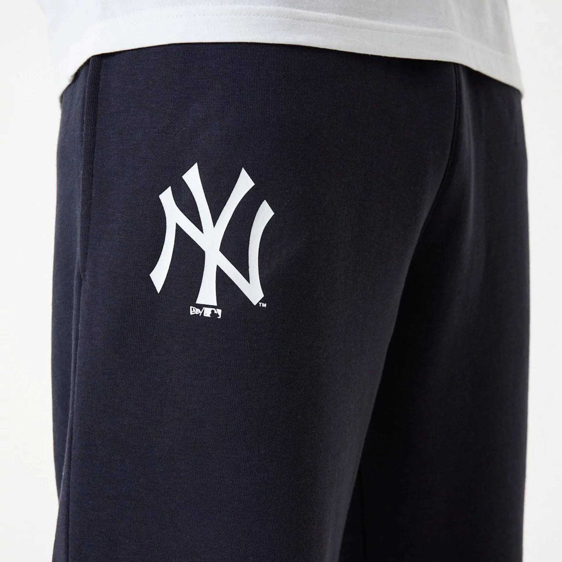 New York Yankees MLB Essential Navy Joggers - Image 5