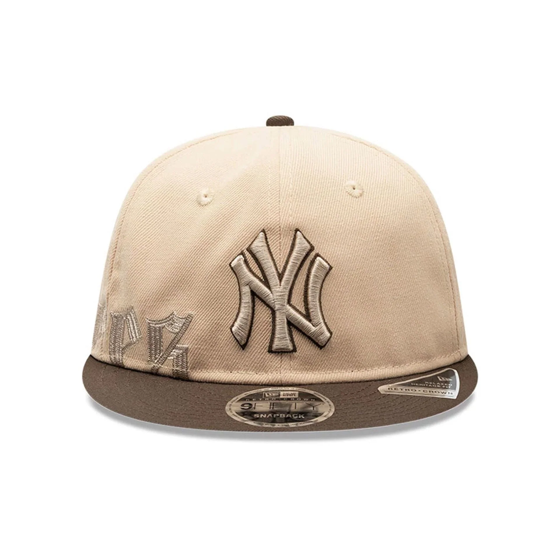 New York Yankees MLB Gothic Script Beige Retro Crown 9FIFTY Cap - Image 2